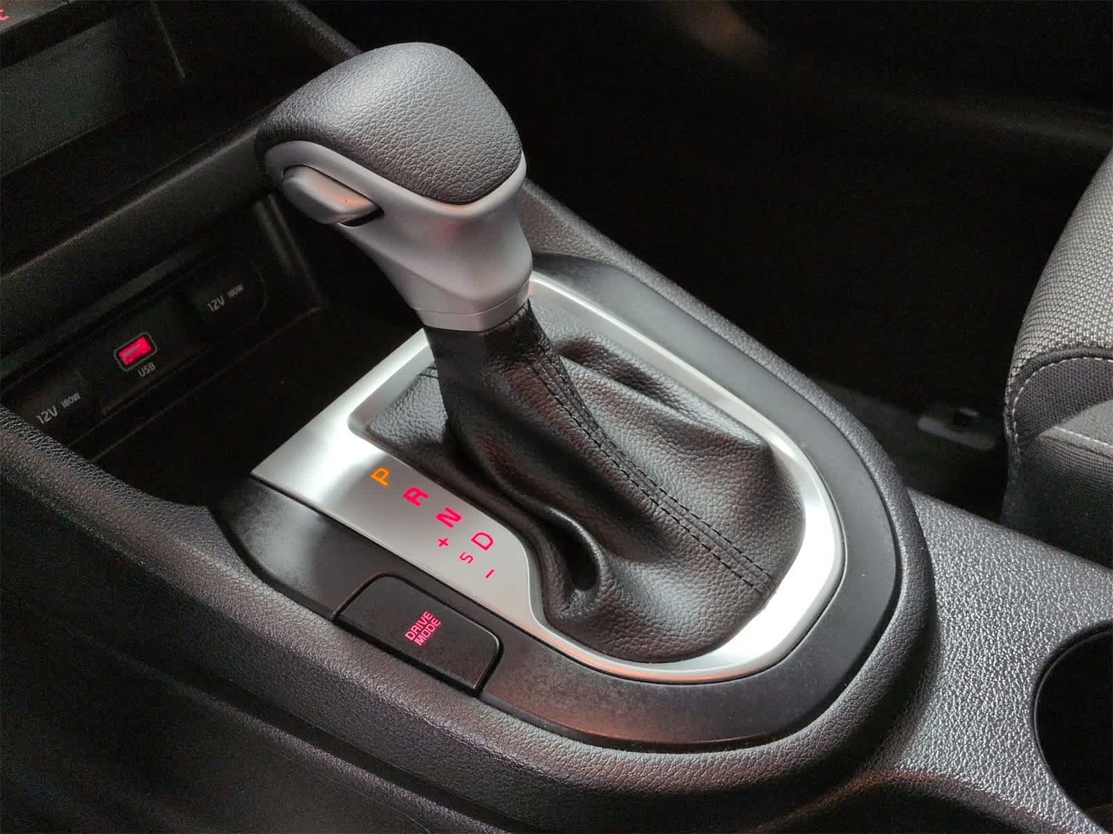 Thumbnail: 2023 Kia Forte - 31