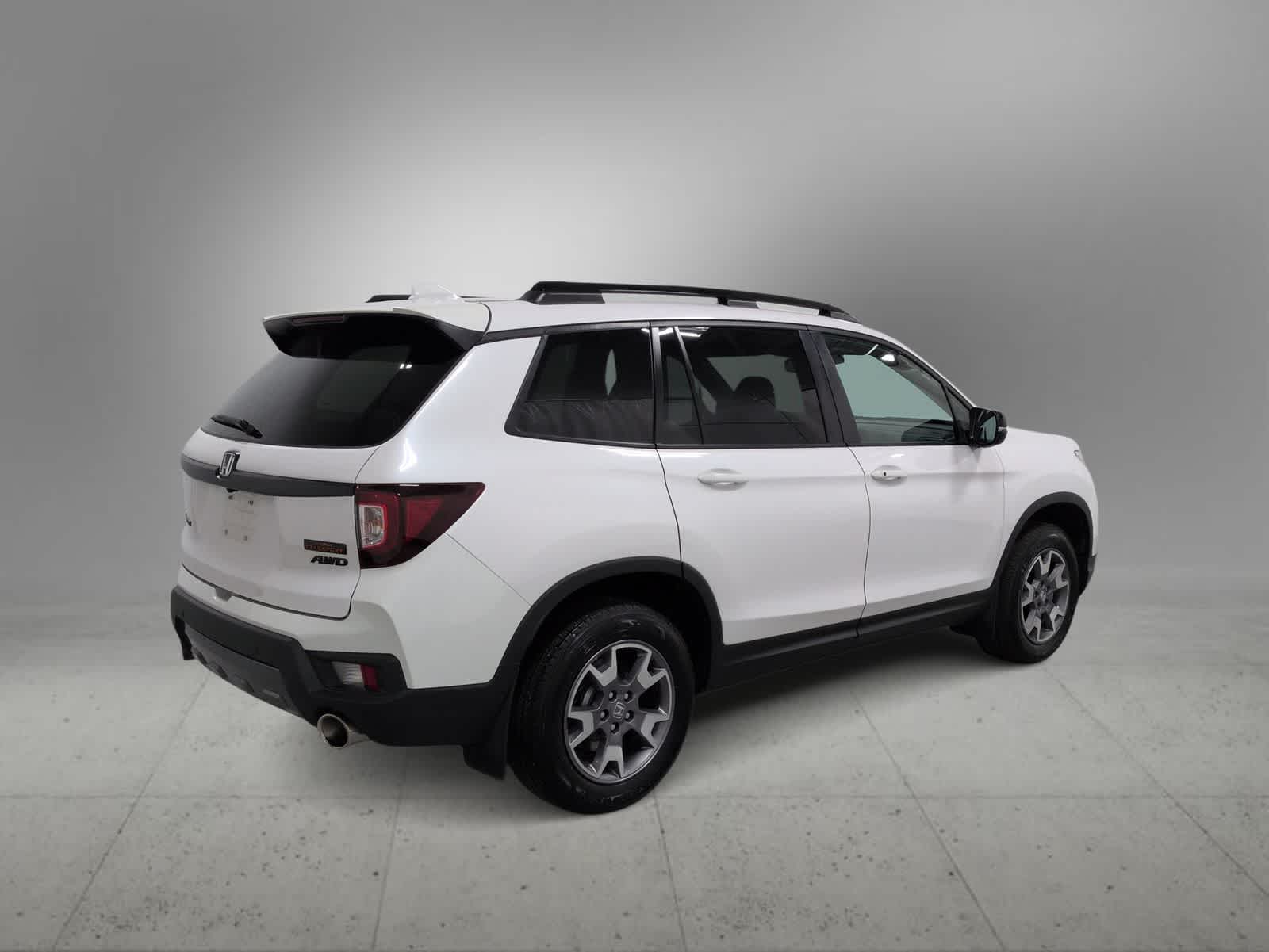 Thumbnail: 2023 Honda Passport - 8