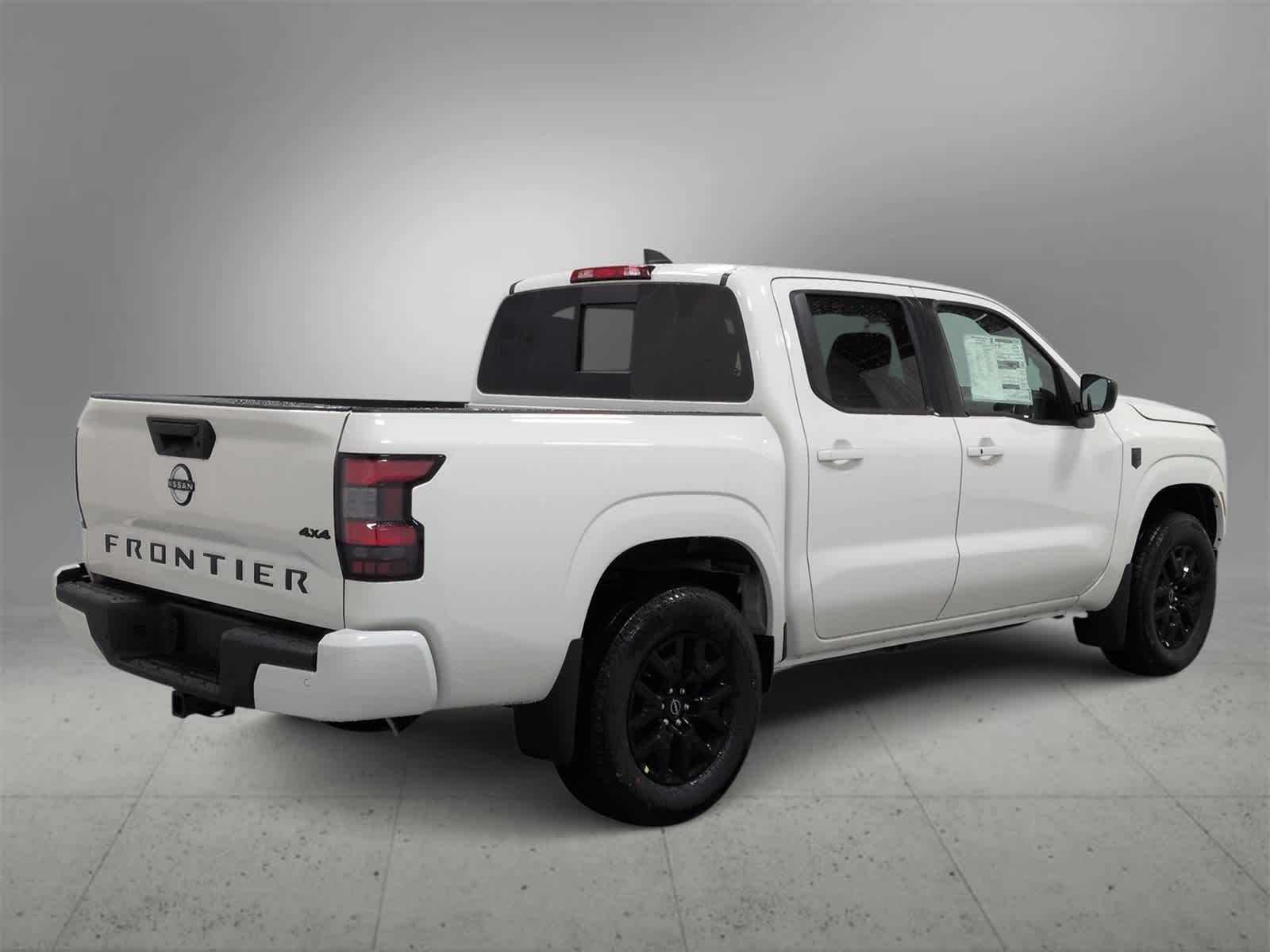 Thumbnail: 2026 Nissan Frontier - 8