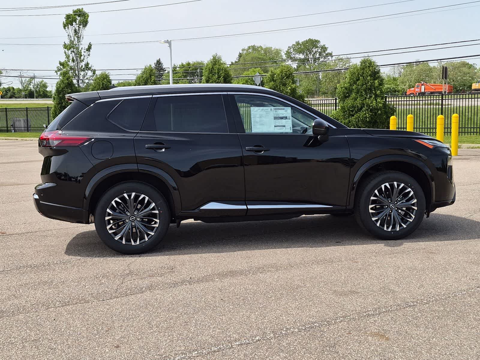 Thumbnail: 2026 Nissan Rogue - 15