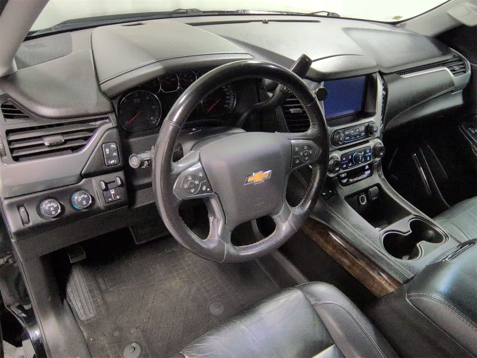 Thumbnail: 2018 Chevrolet Suburban - 10