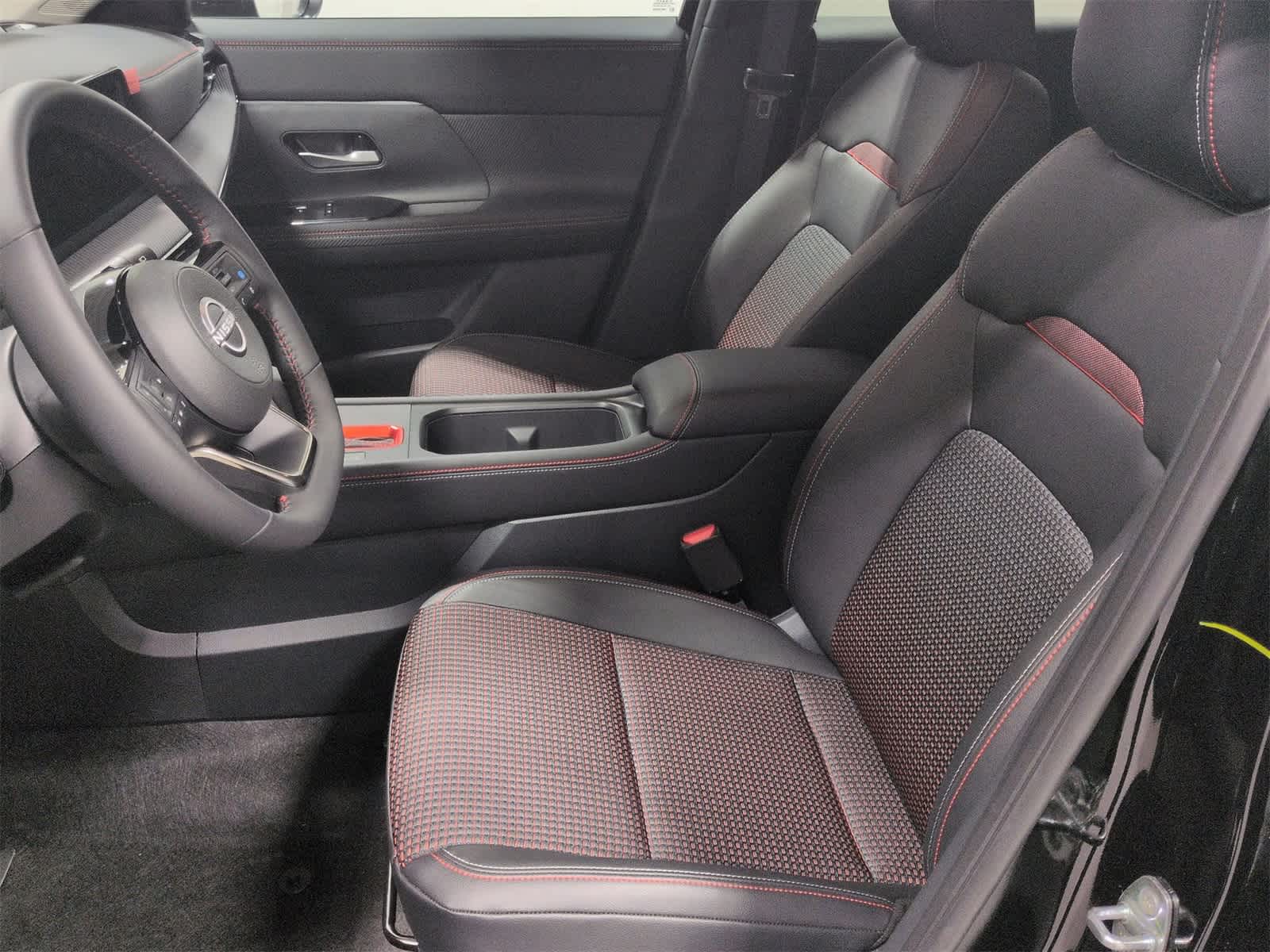 Thumbnail: 2026 Nissan Kicks - 17