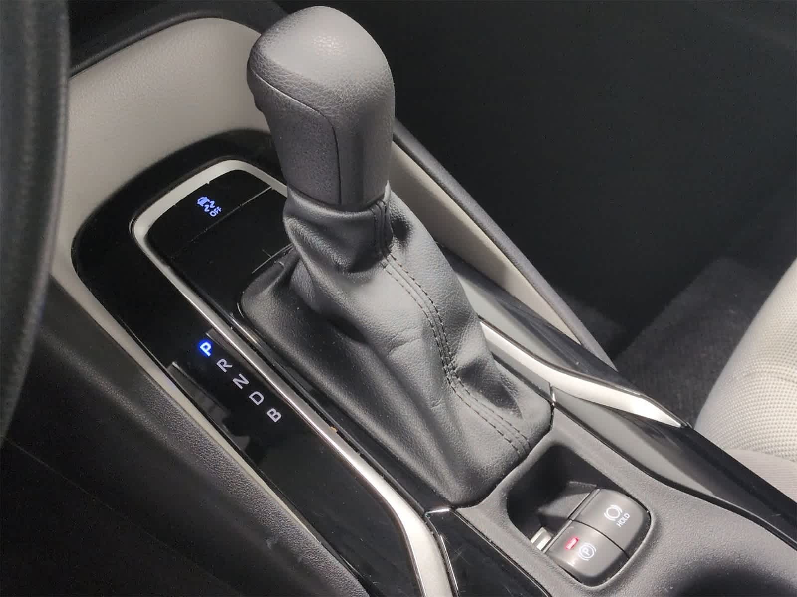 Thumbnail: 2022 Toyota Corolla - 32