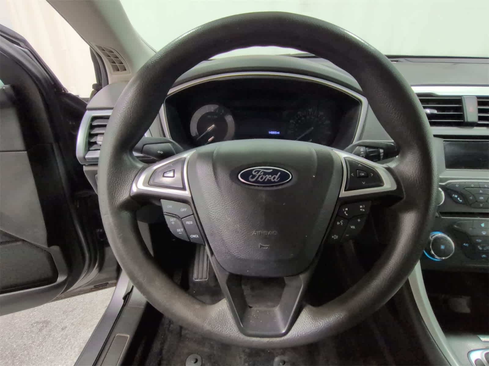 Thumbnail: 2013 Ford Fusion - 23