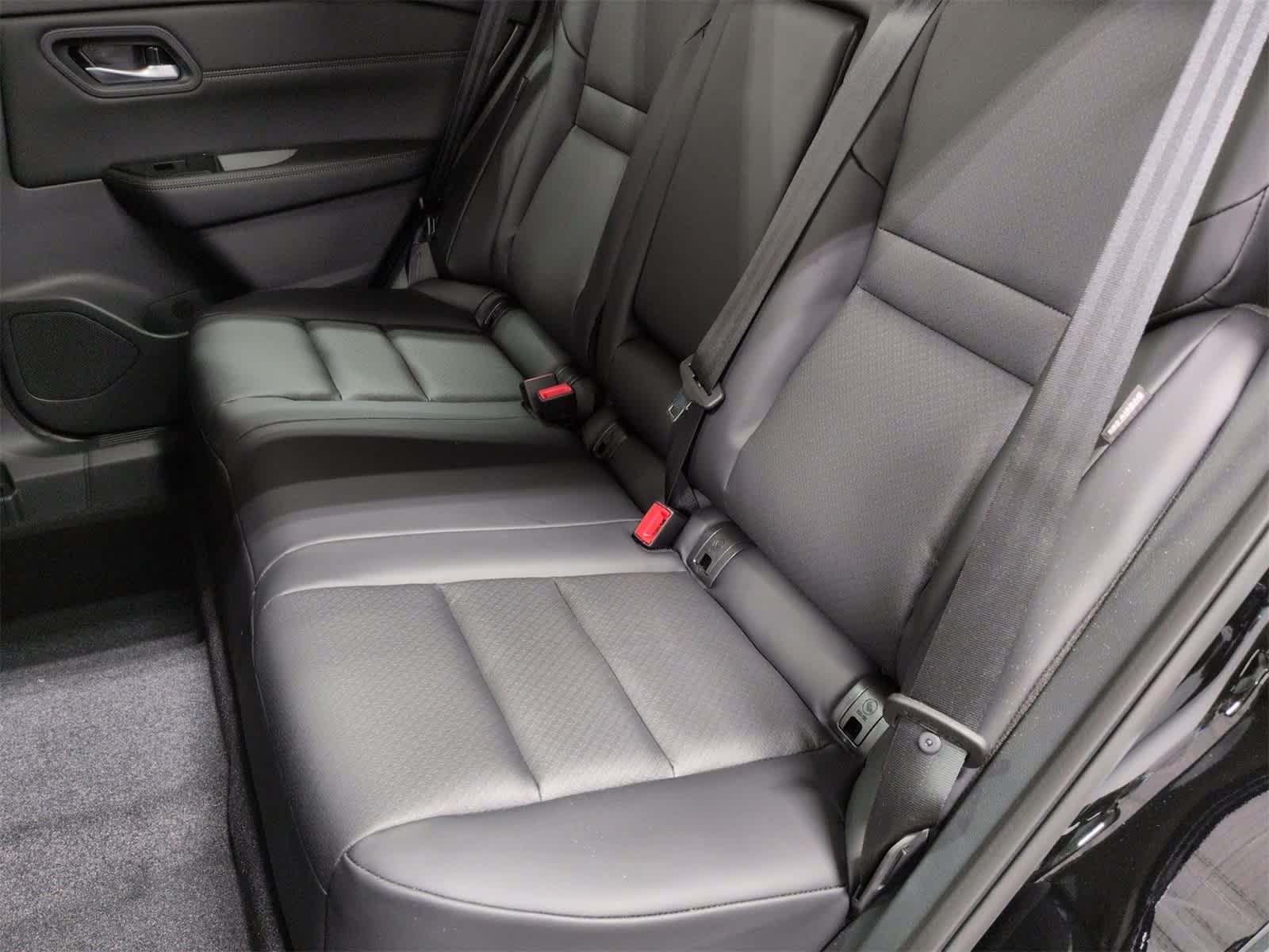 Thumbnail: 2026 Nissan Rogue - 21