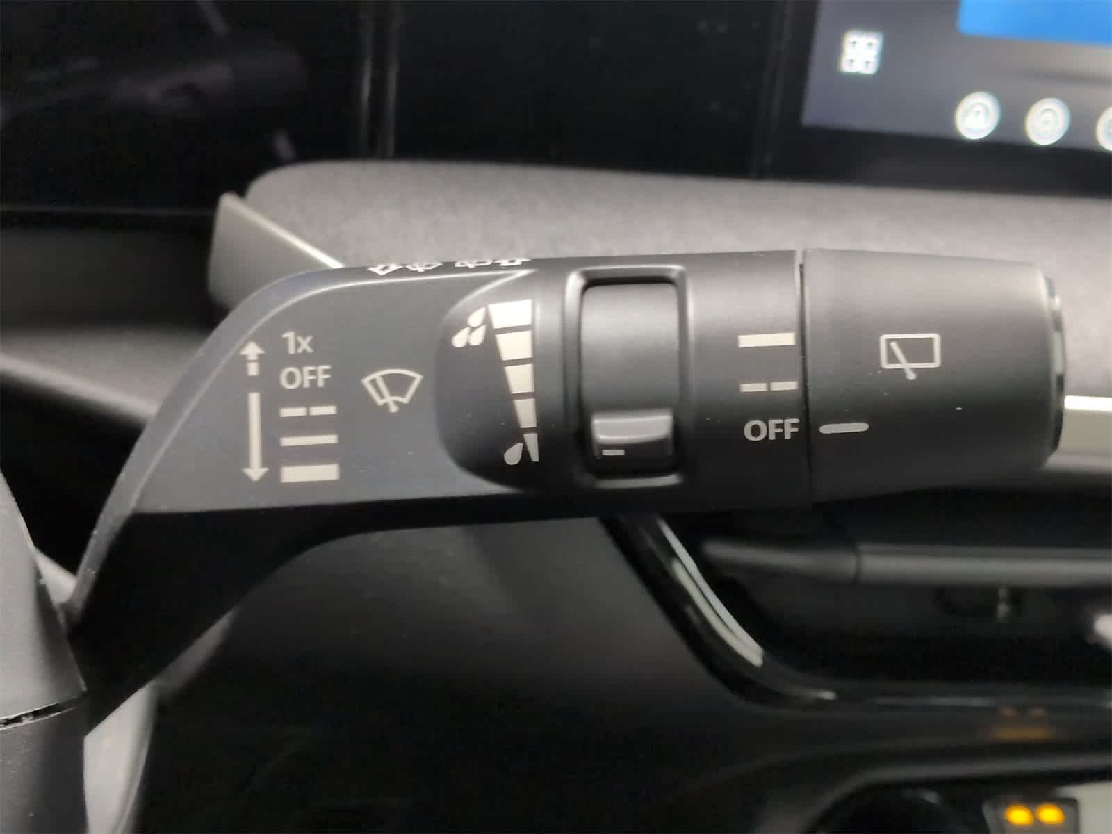 Thumbnail: 2026 Nissan Kicks - 26