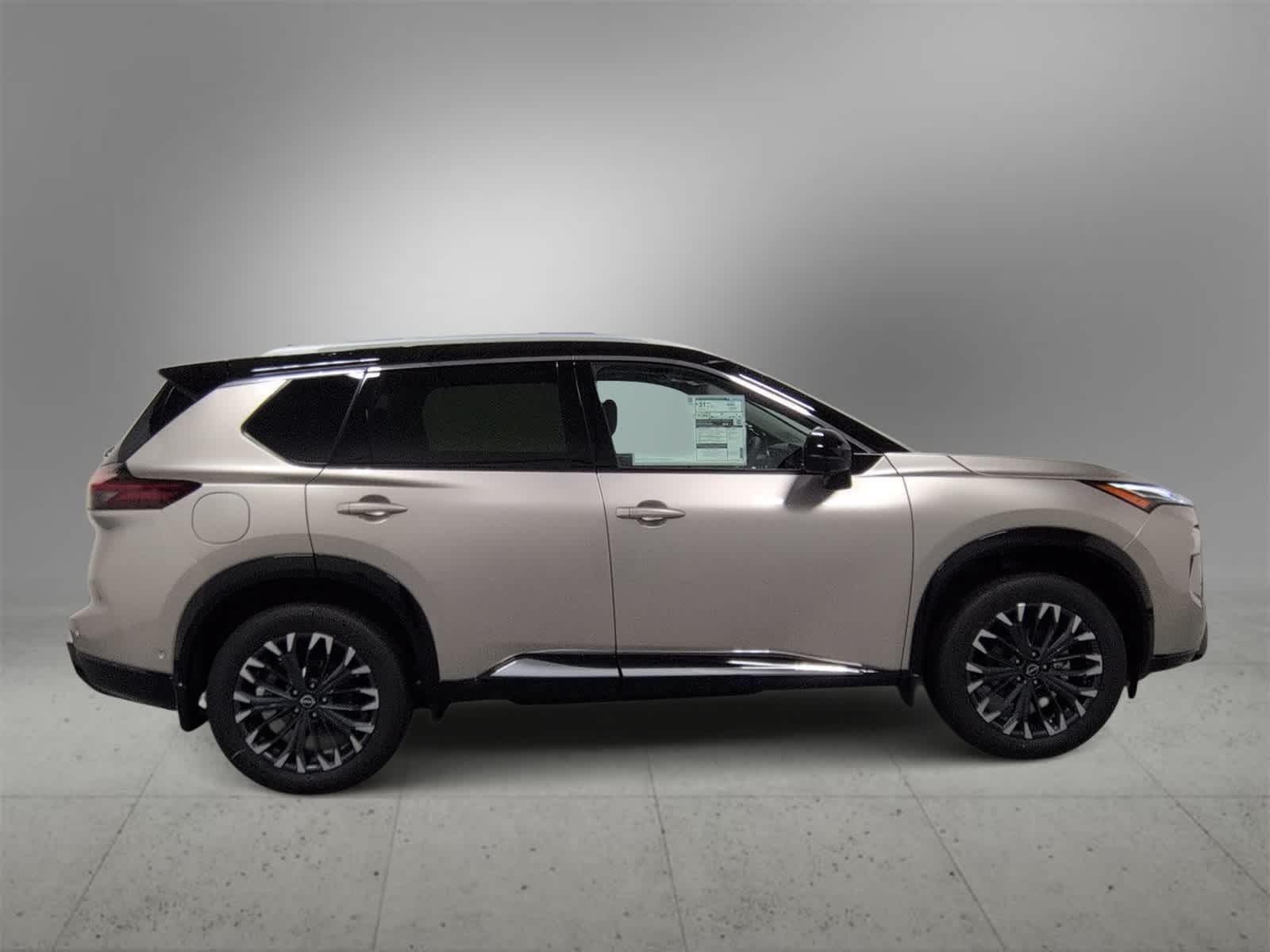 Thumbnail: 2026 Nissan Rogue - 9