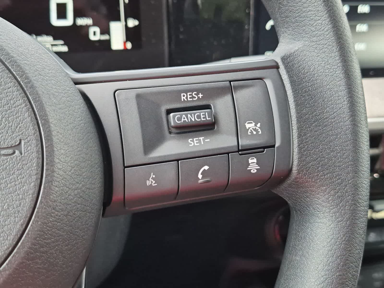 Thumbnail: 2026 Nissan Kicks - 31