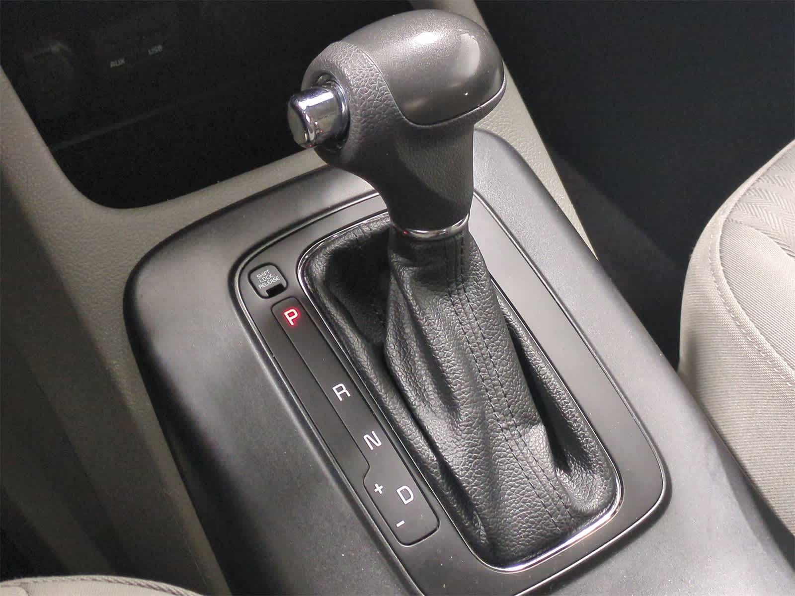 Thumbnail: 2015 Kia Forte - 30