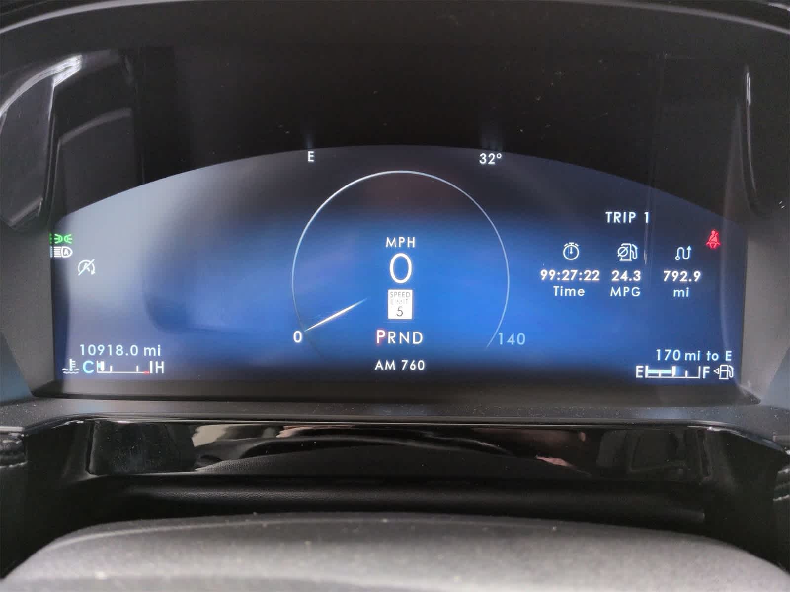 Thumbnail: 2023 Lincoln Corsair - 25