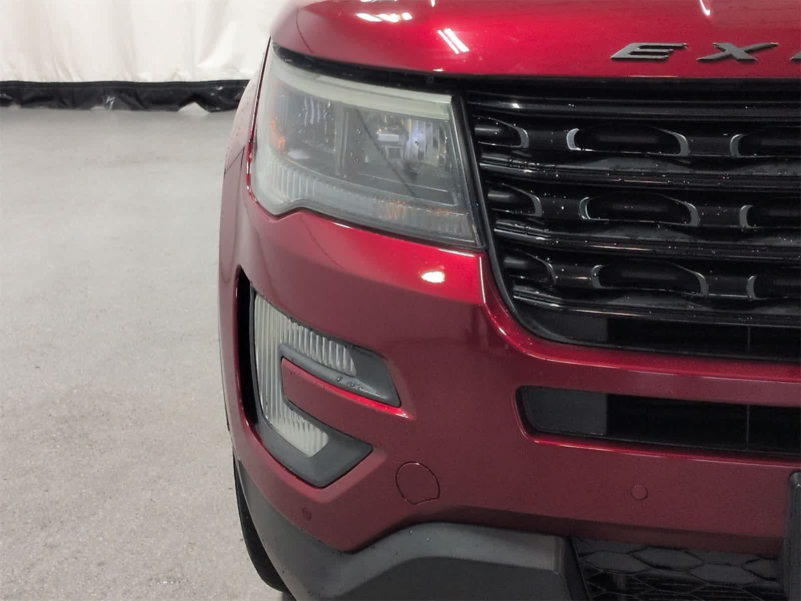 Thumbnail: 2016 Ford Explorer - 11