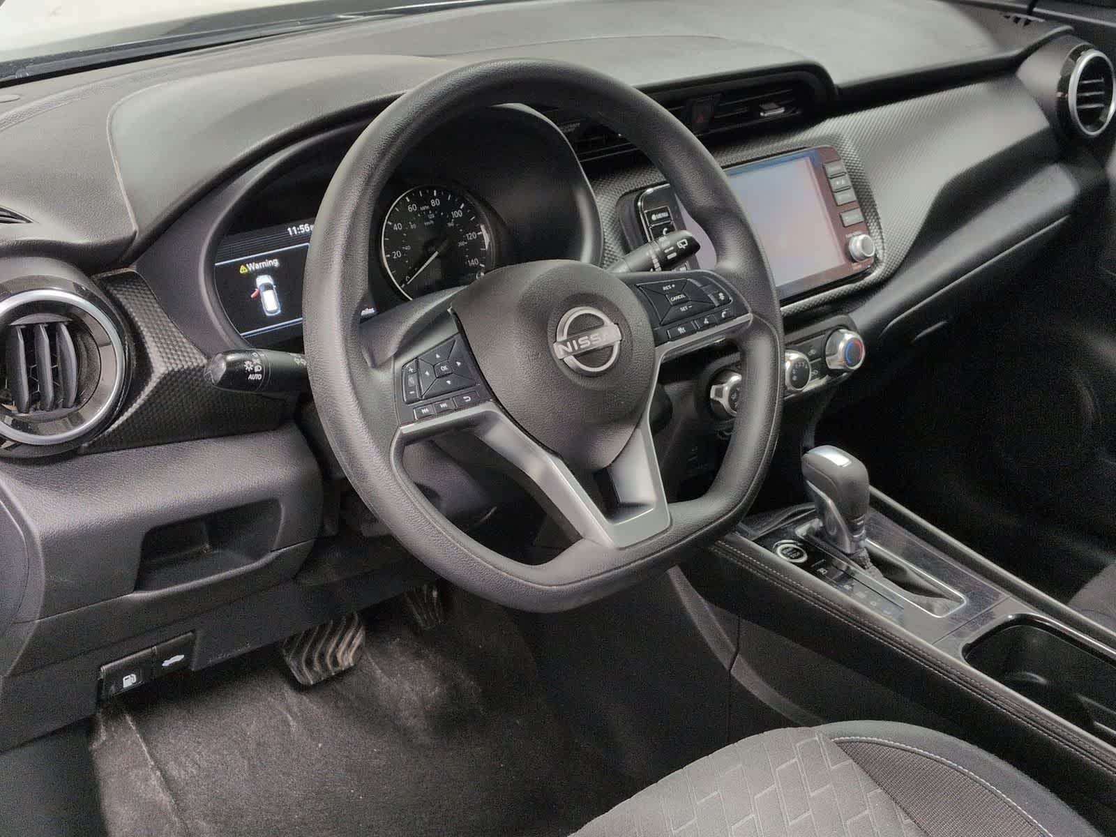 Thumbnail: 2023 Nissan Kicks - 10