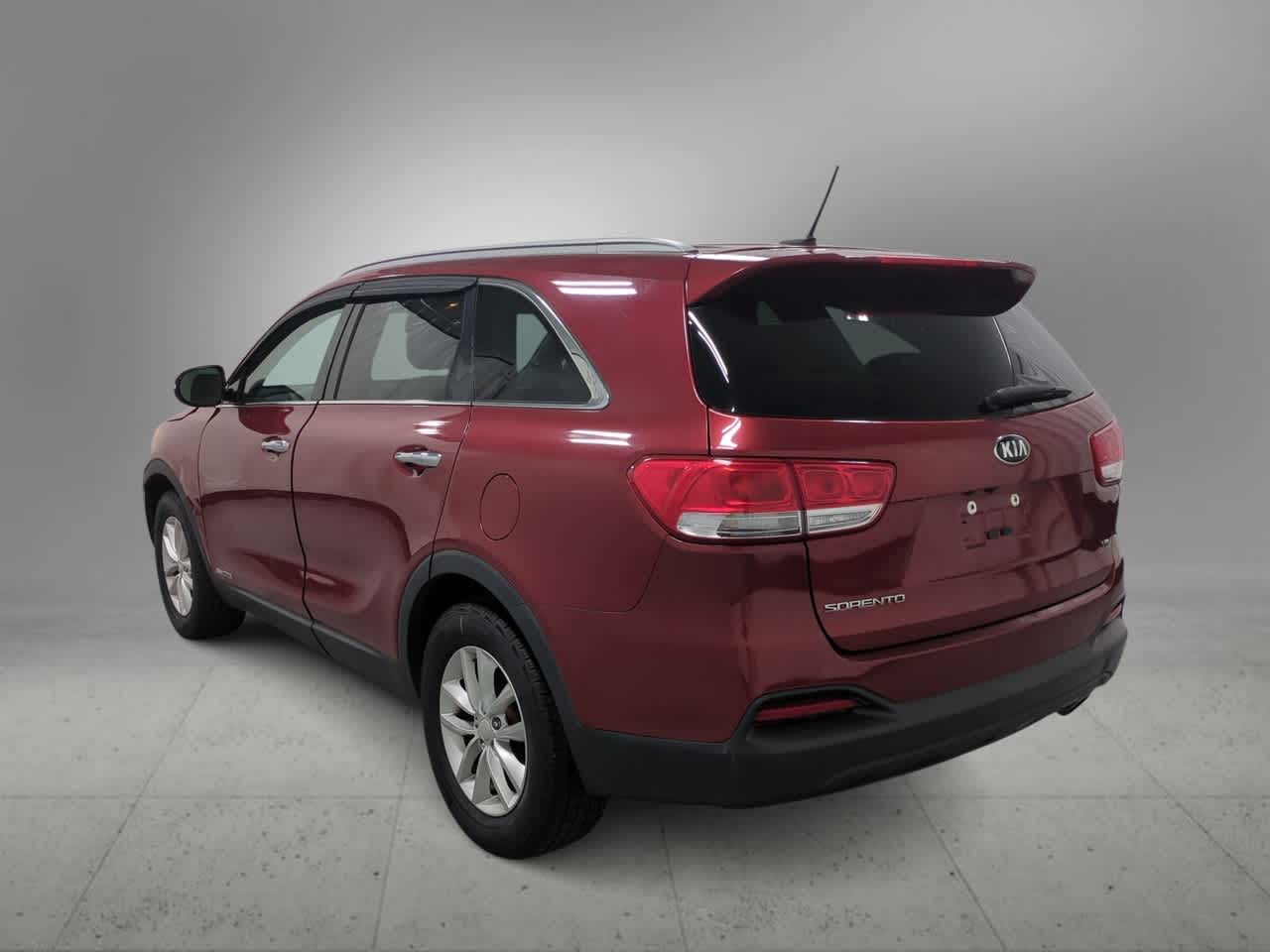 Thumbnail: 2017 Kia Sorento - 6