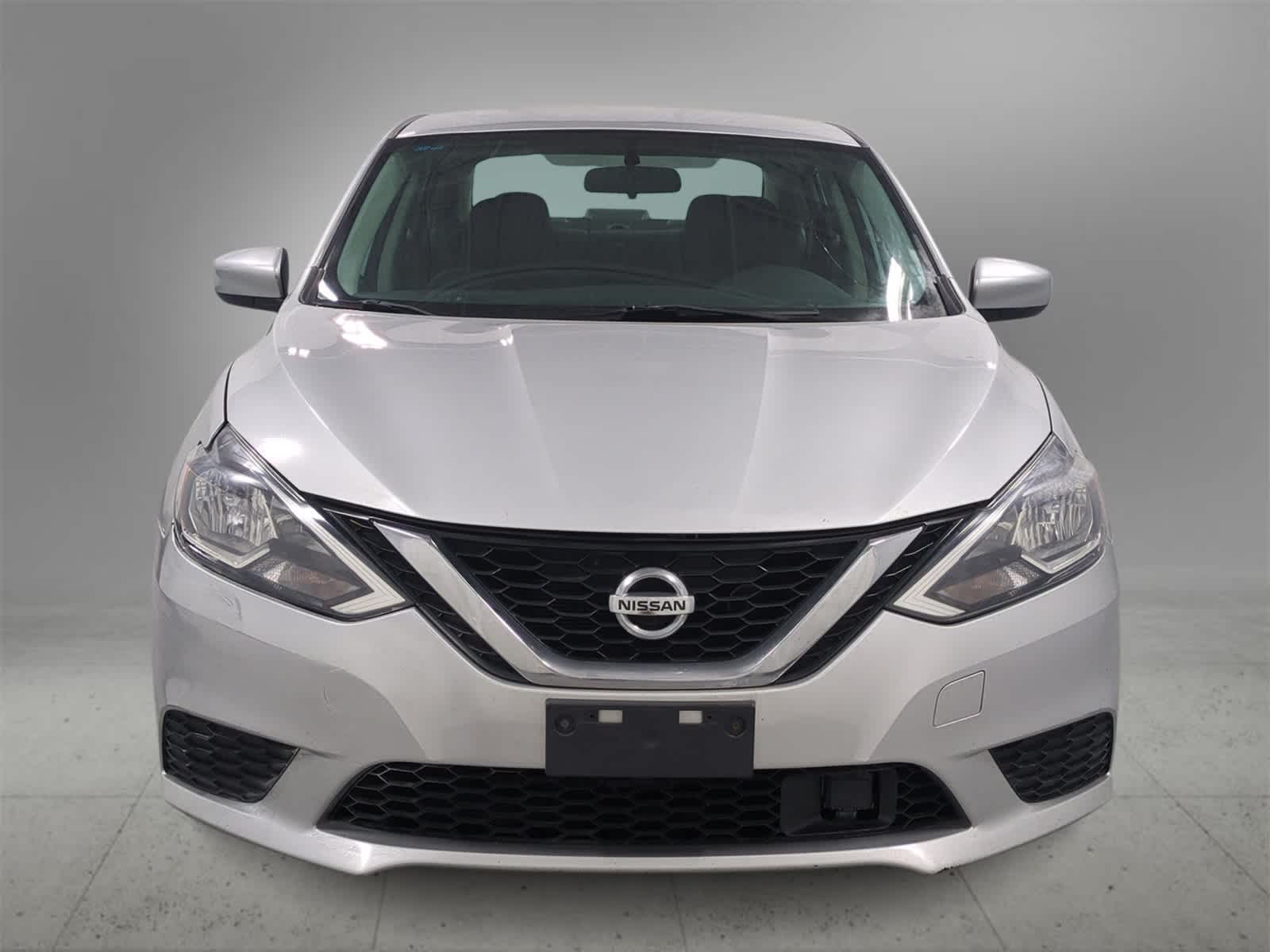 Thumbnail: 2018 Nissan Sentra - 3