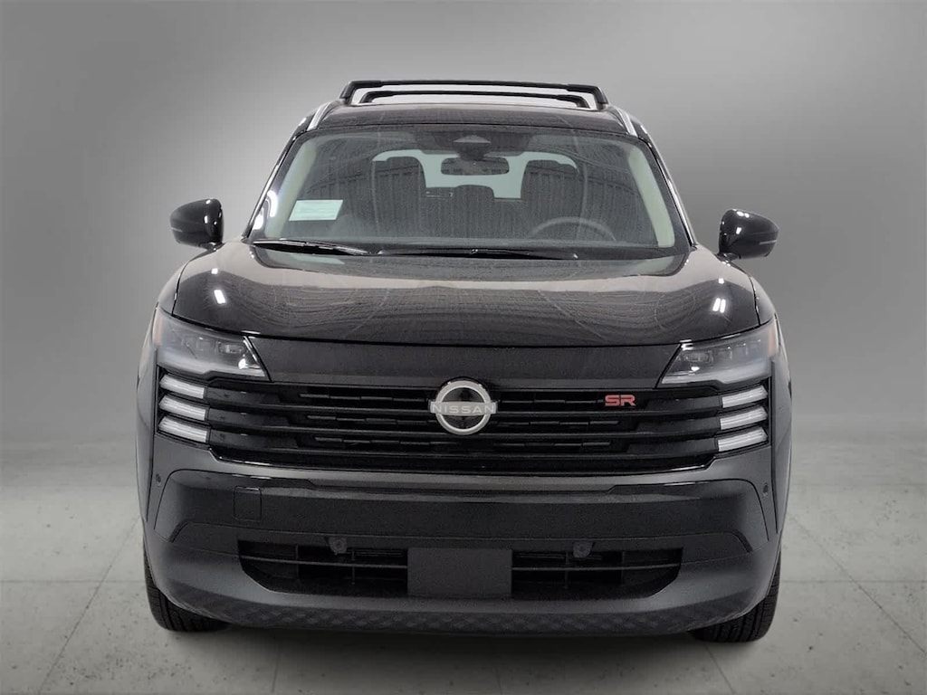 New 2025 Nissan Kicks SR SUV