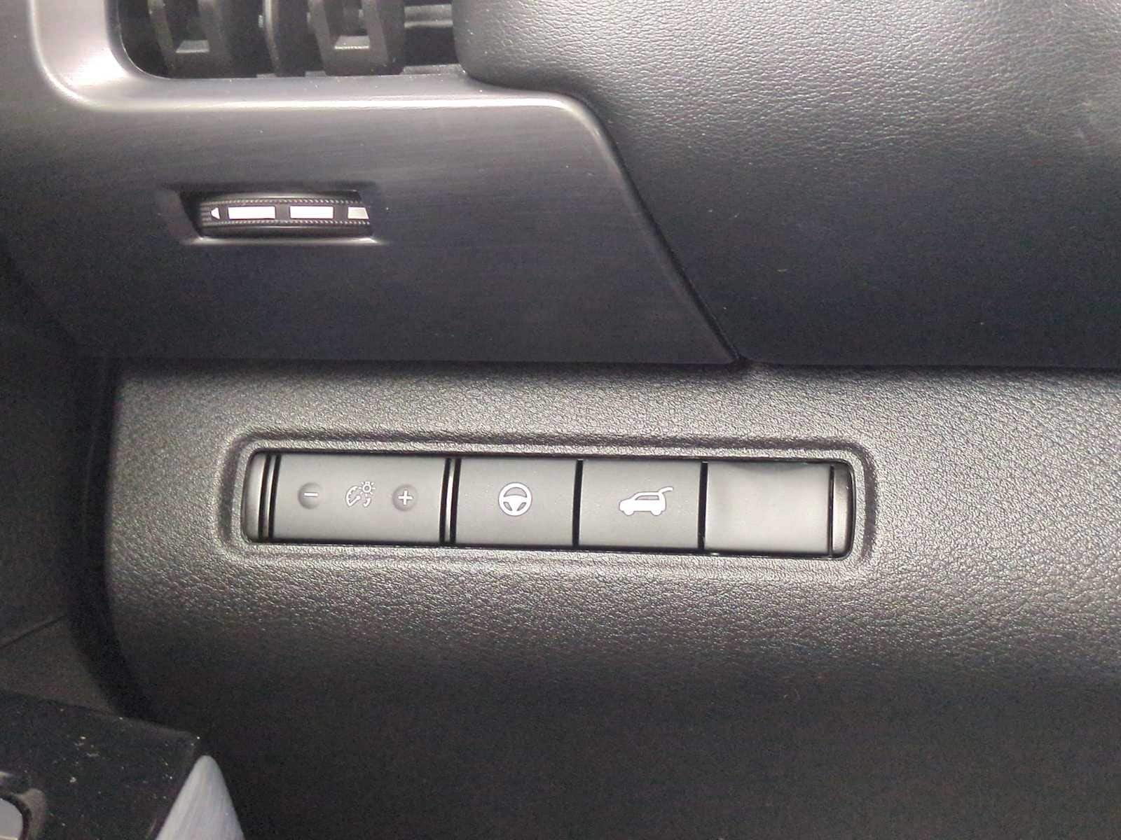 Thumbnail: 2024 Nissan Pathfinder - 37