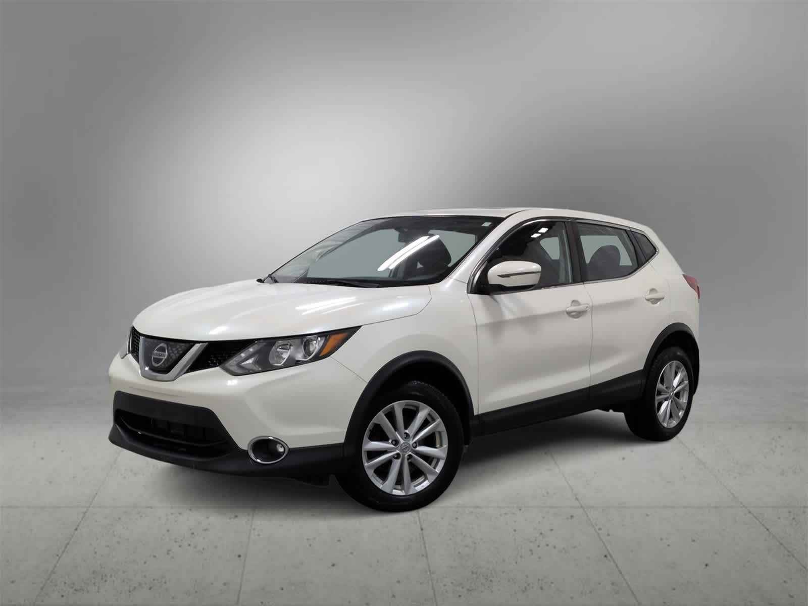 2018 Nissan Rogue Sport  -
                  Farmington Hills, MI