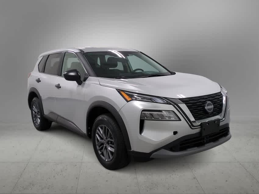 Used 2024 Nissan Rogue S with VIN 5N1BT3AB8RC703340 for sale in Farmington, MI