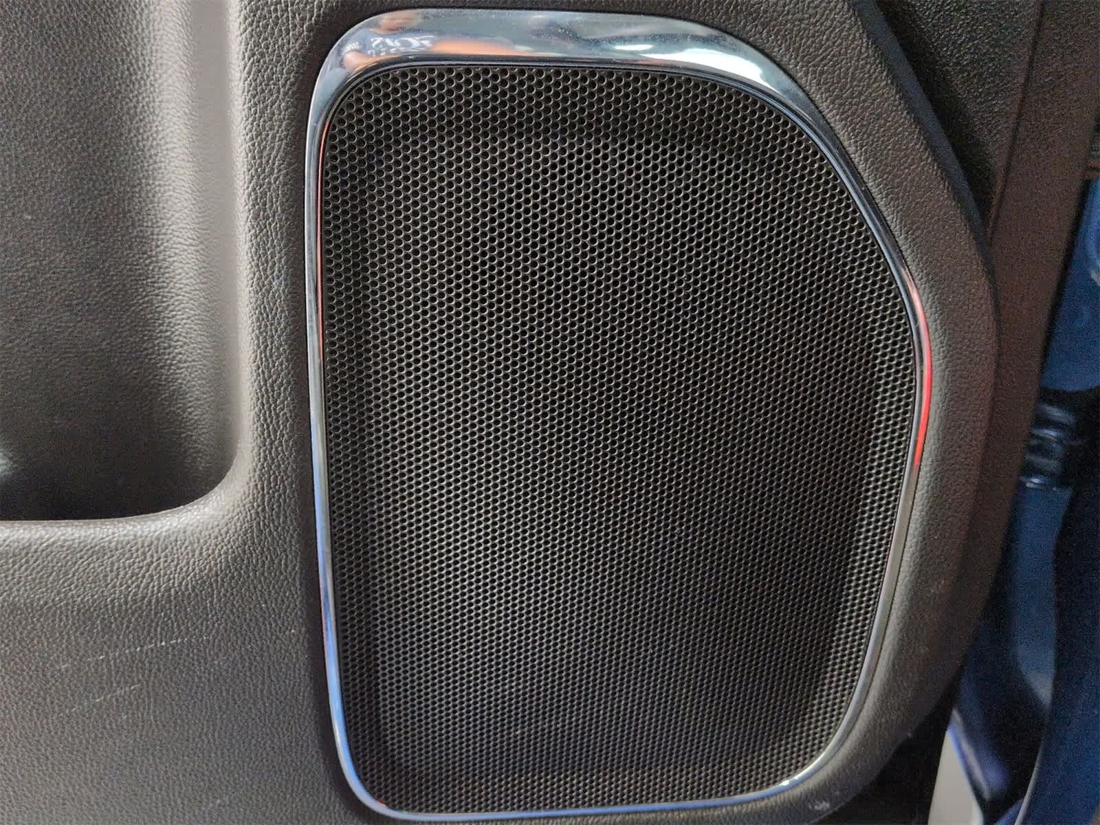 Thumbnail: 2017 Chevrolet Silverado 1500 - 30