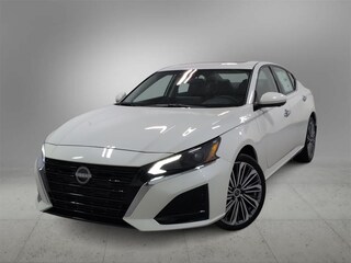 2025 Nissan Altima SL Sedan