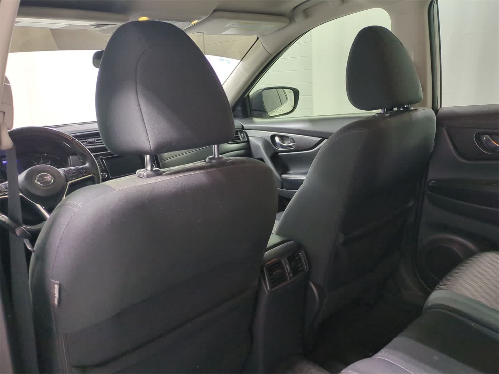 Thumbnail: 2018 Nissan Rogue - 18