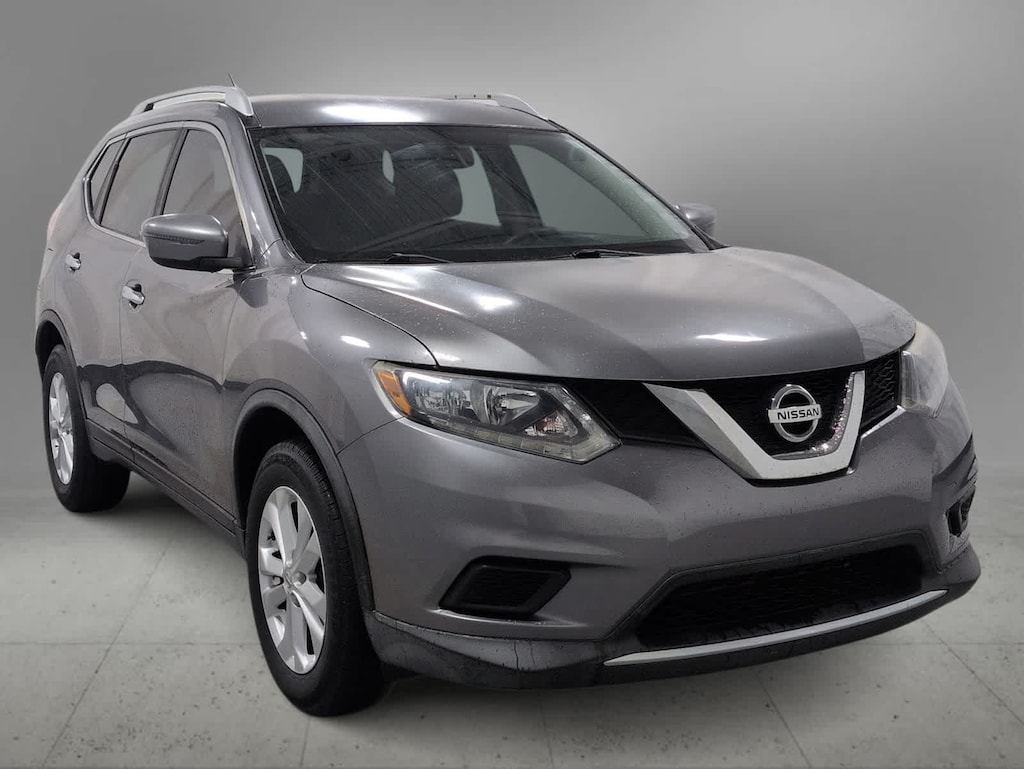 Used 2016 Nissan Rogue SV SUV