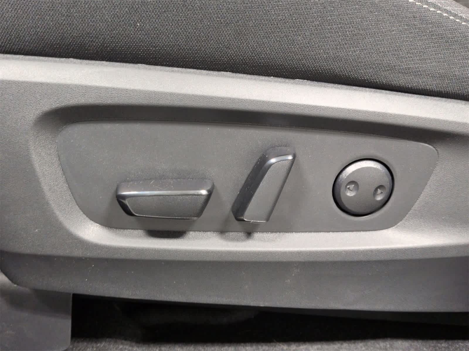 Thumbnail: 2025 Nissan Pathfinder - 9