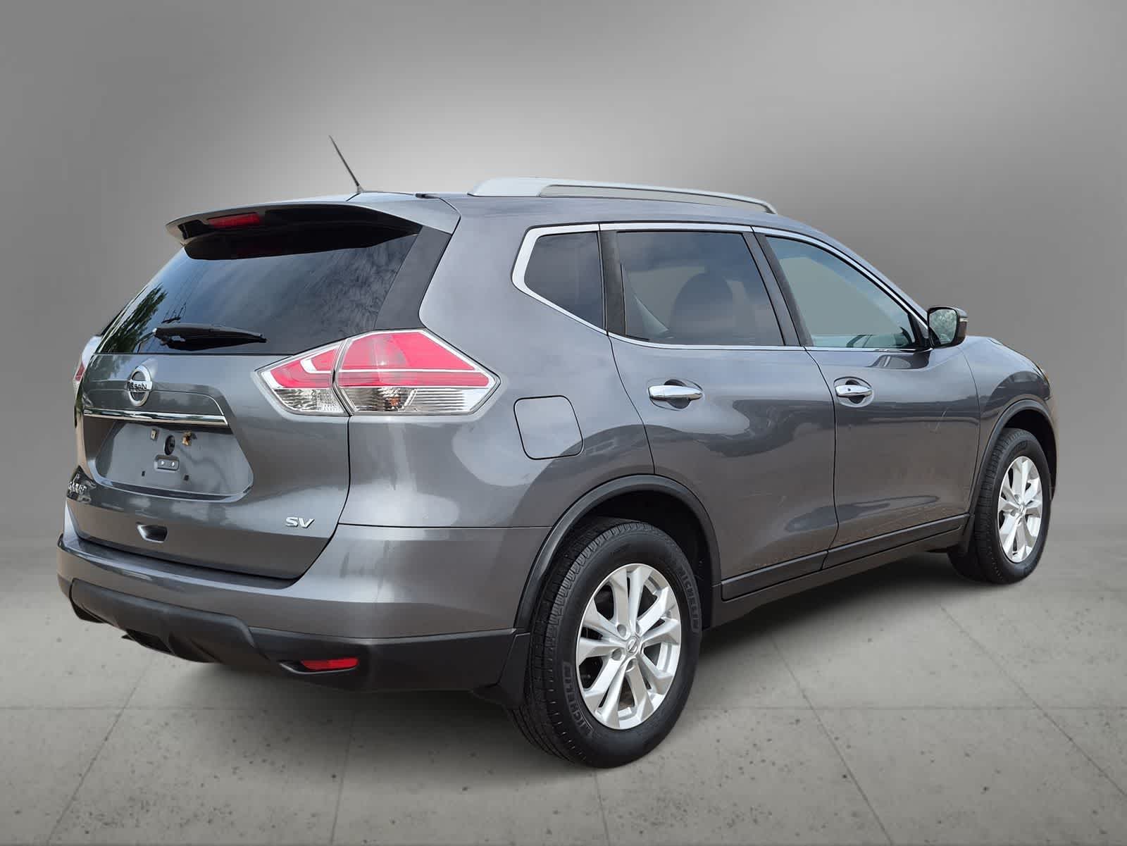 Thumbnail: 2016 Nissan Rogue - 8