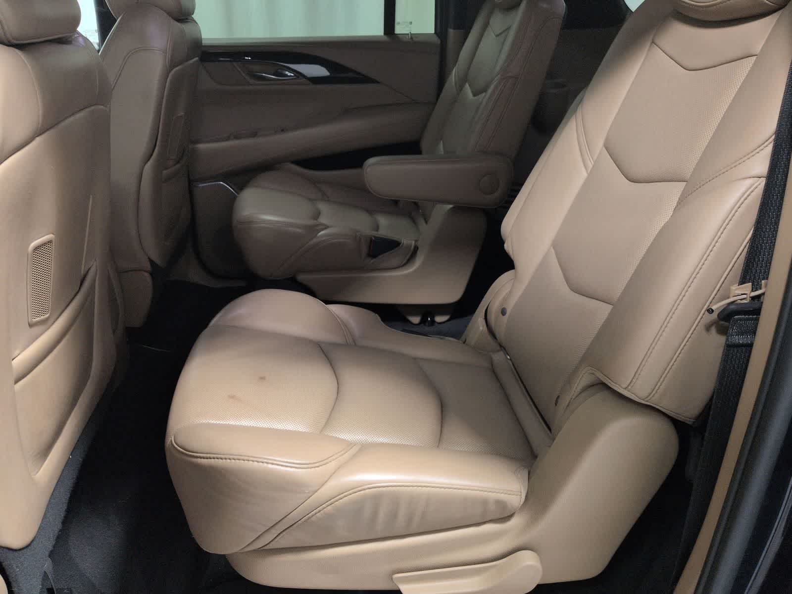 Thumbnail: 2019 Cadillac Escalade - 27