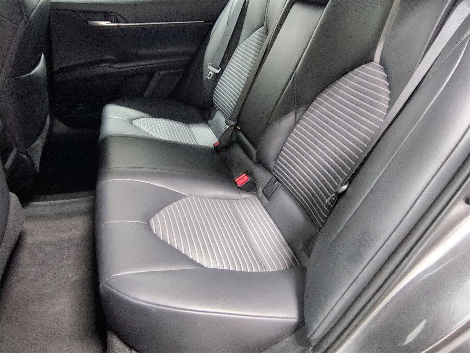 Thumbnail: 2019 Toyota Camry - 20