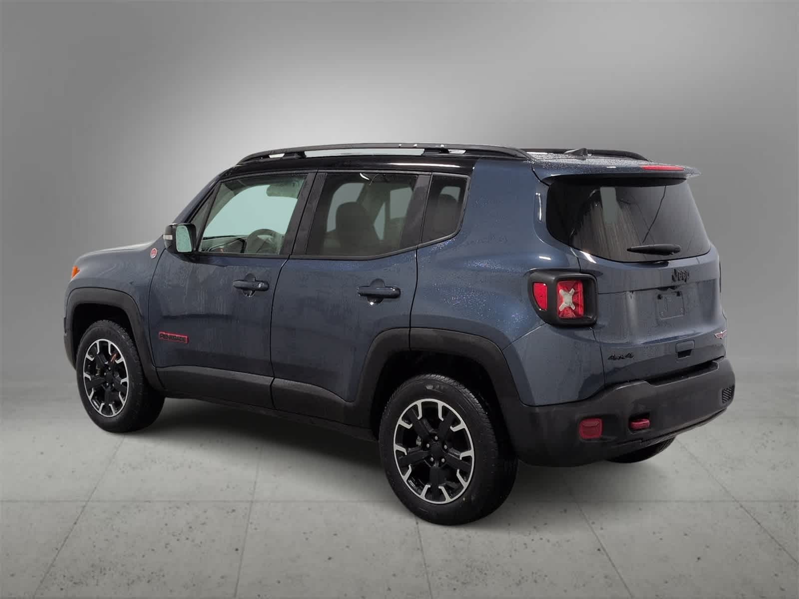 Thumbnail: 2023 Jeep Renegade - 6