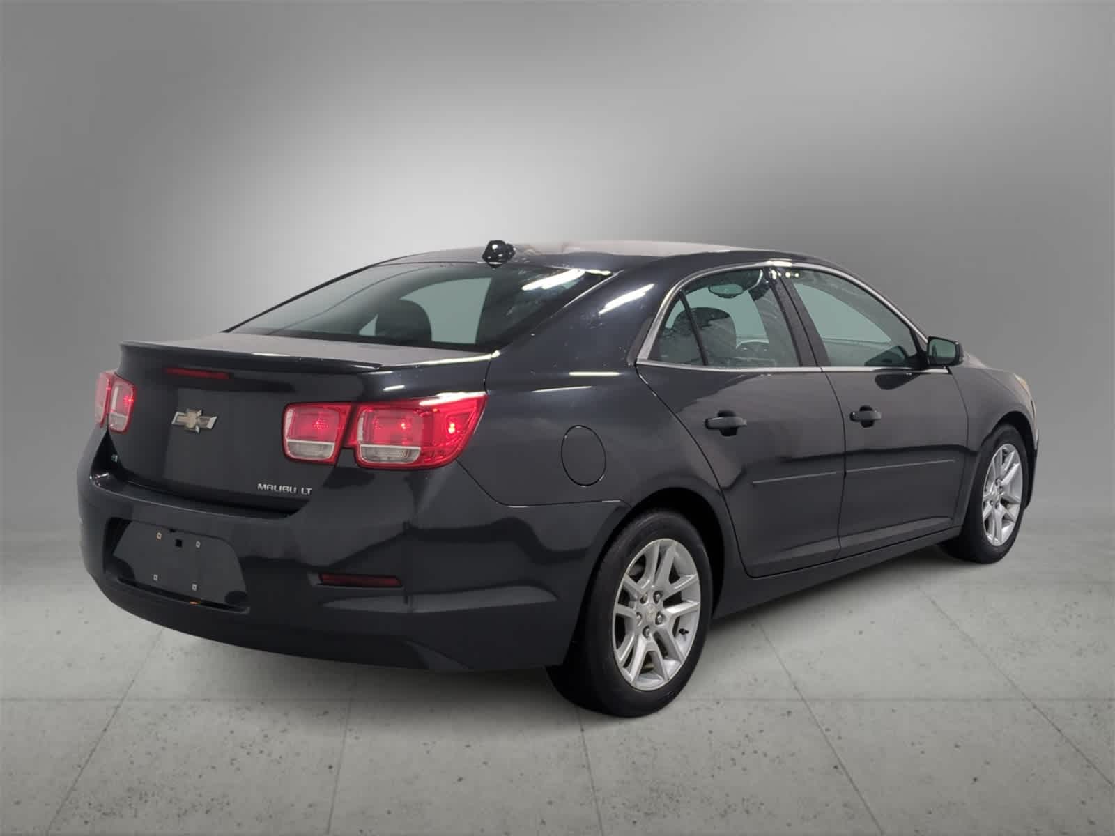 Thumbnail: 2014 Chevrolet Malibu - 8
