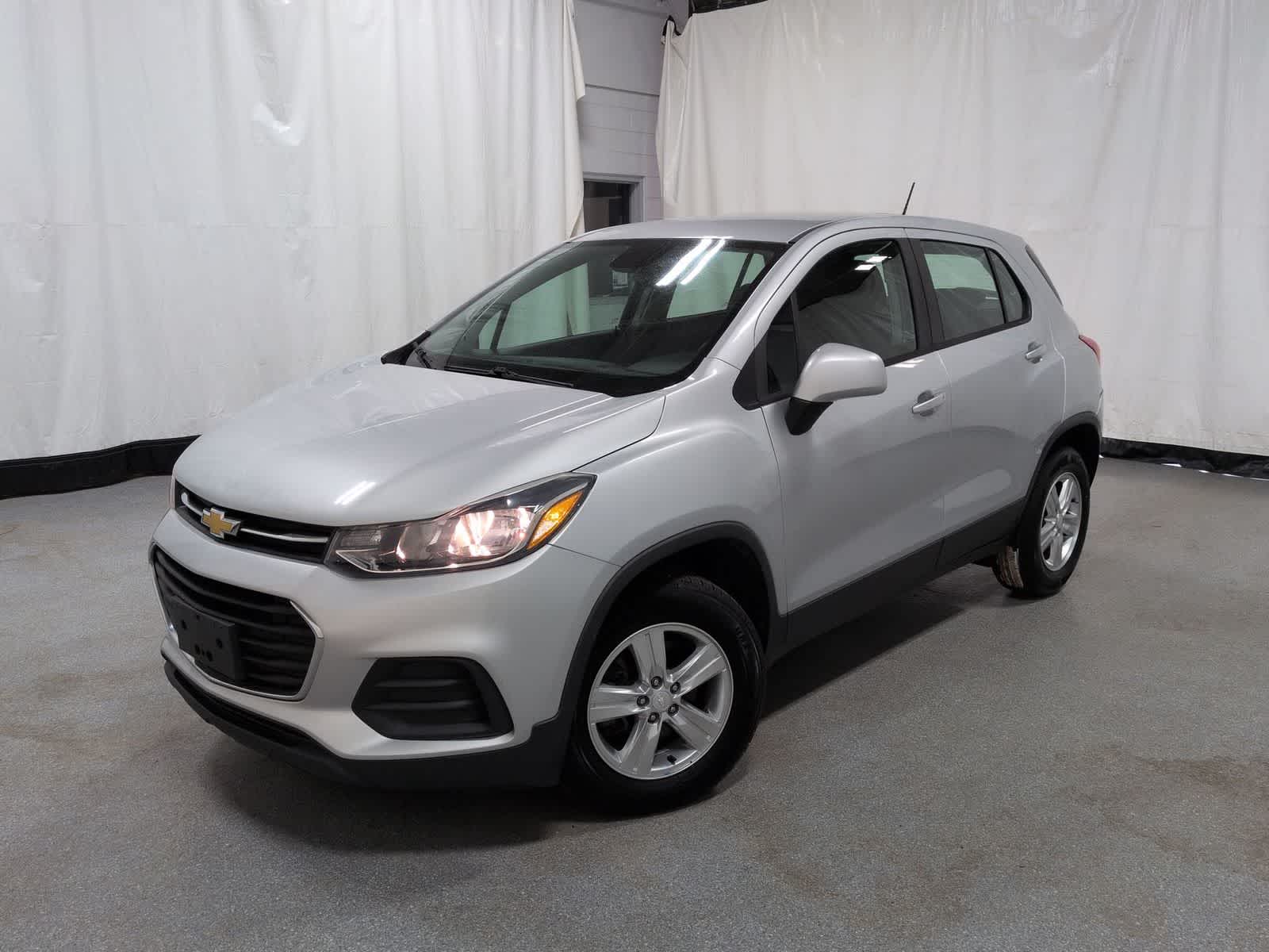 2019 Chevrolet Trax LS -
                  Farmington Hills, MI