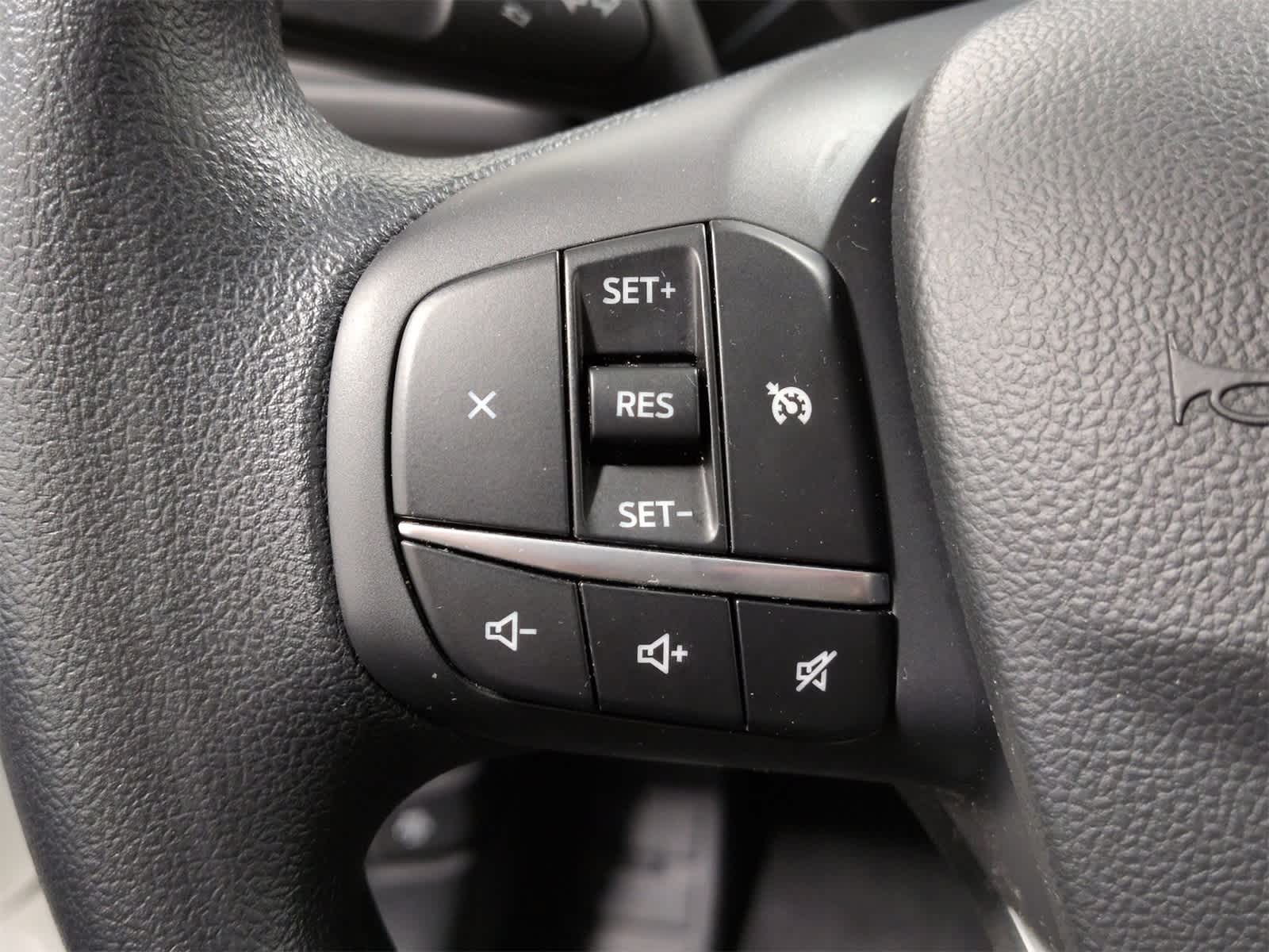 Thumbnail: 2020 Ford Escape - 25