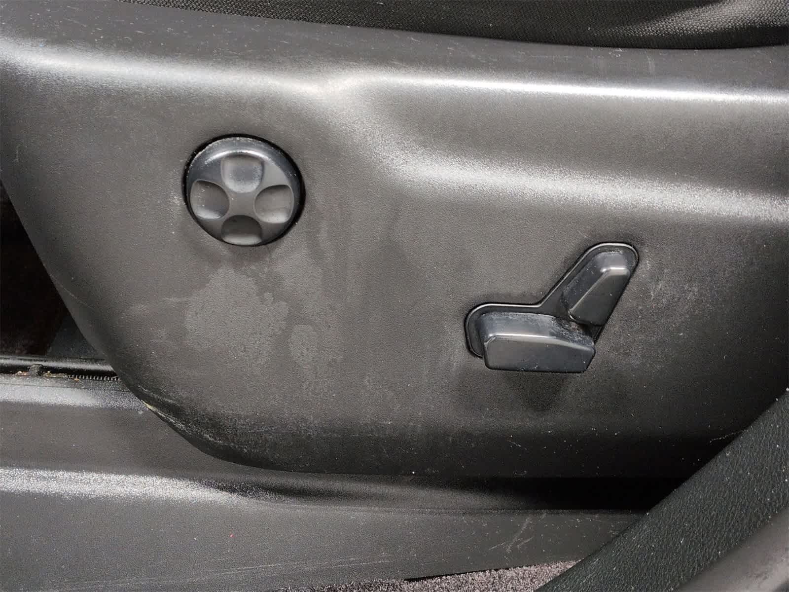 Thumbnail: 2018 Jeep Grand Cherokee - 18