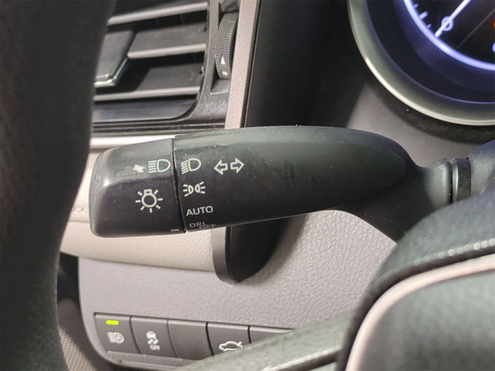 Thumbnail: 2021 Toyota Camry - 25