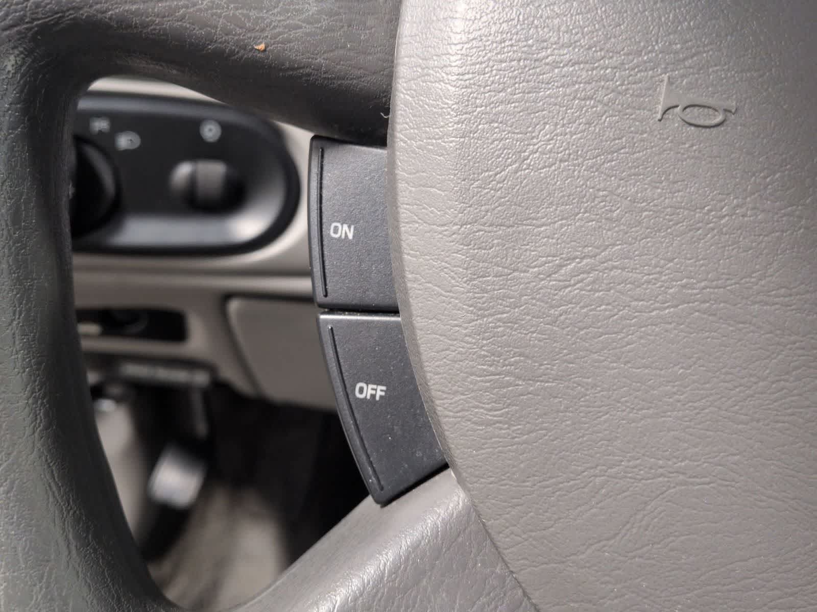 Thumbnail: 2006 Ford Taurus - 24