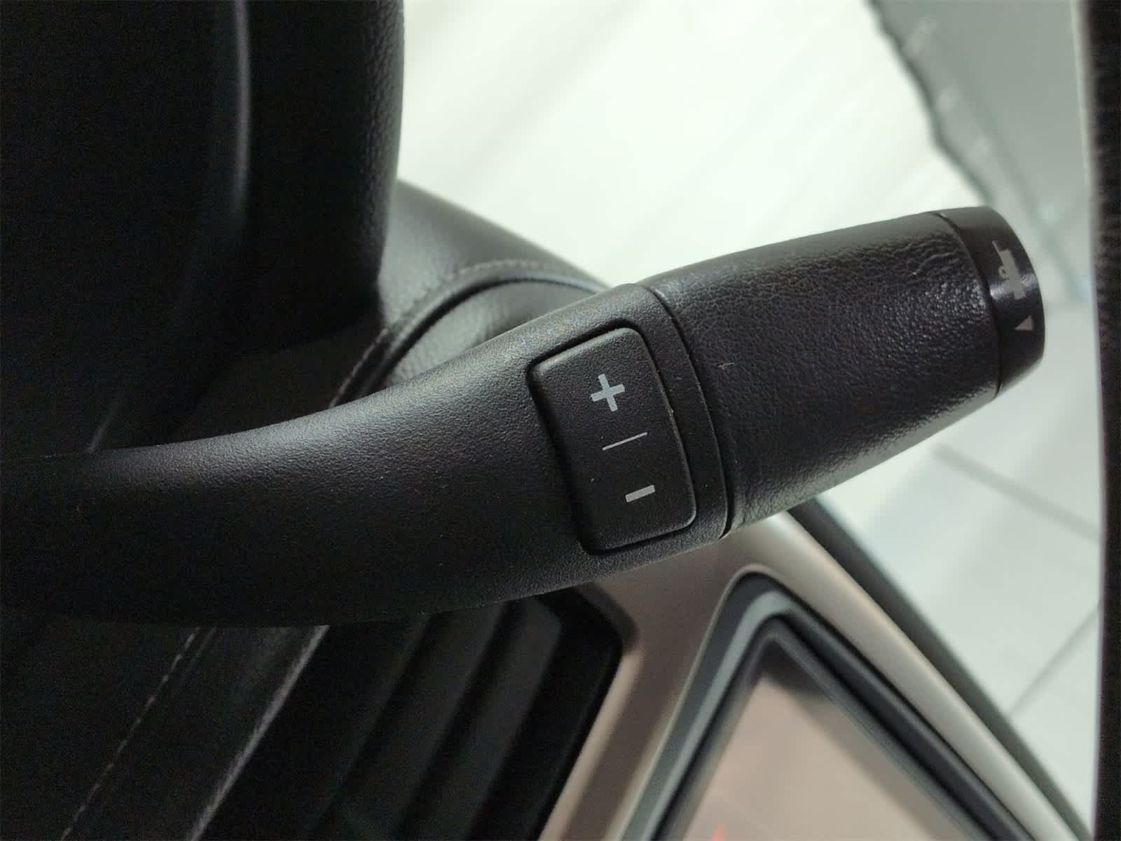 Thumbnail: 2015 GMC Sierra 2500 - 33