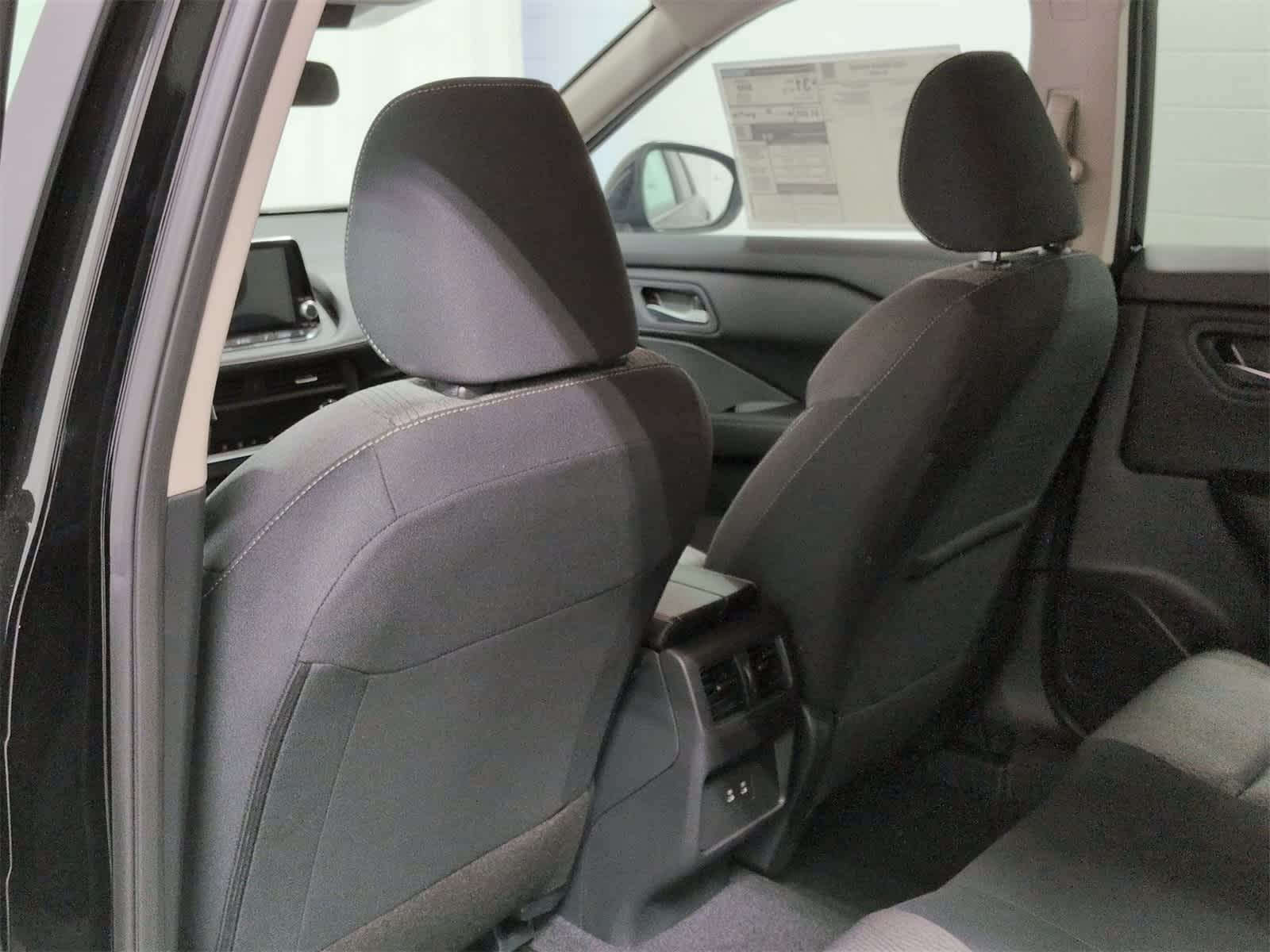 Thumbnail: 2026 Nissan Rogue - 11