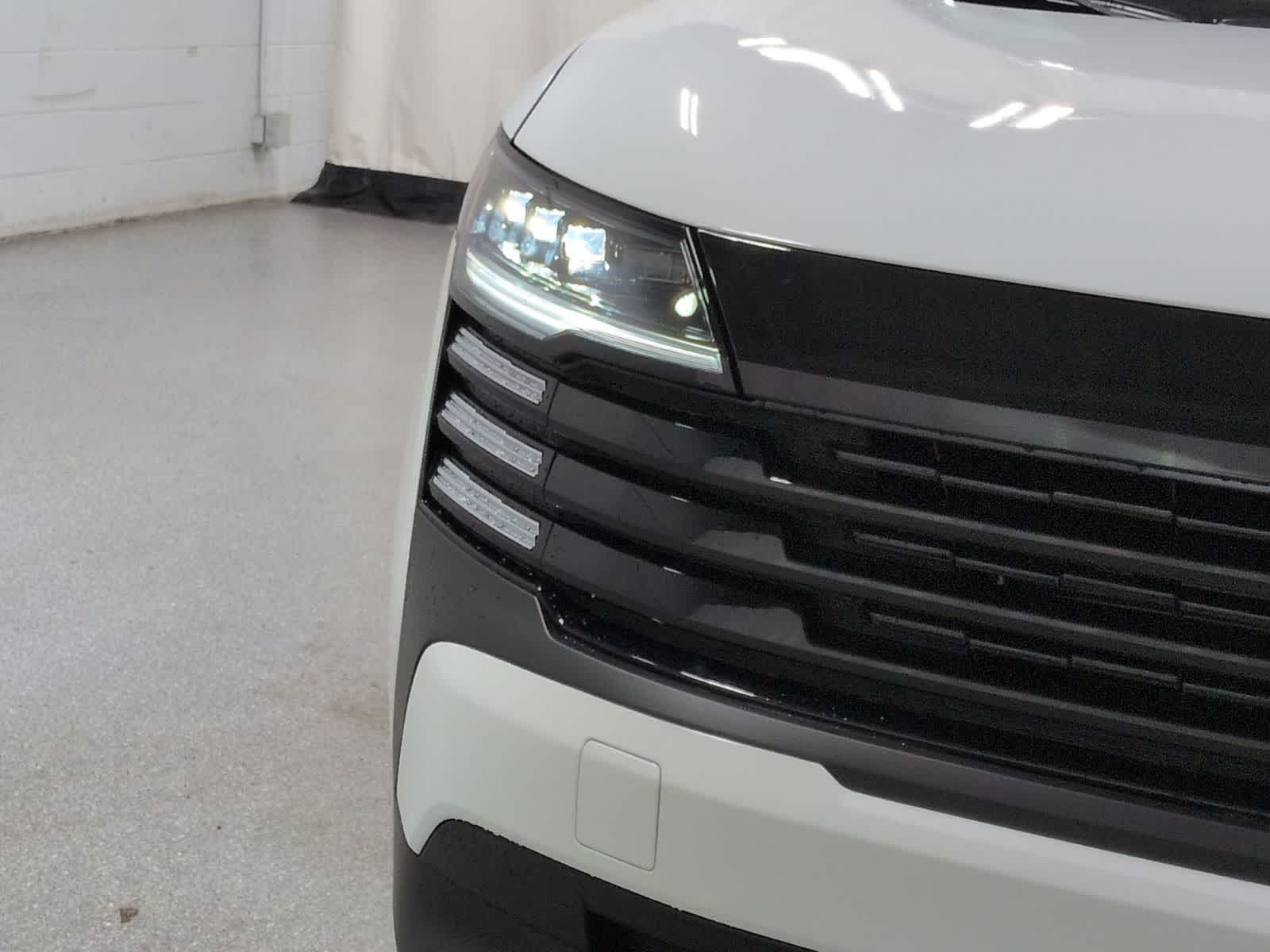 Thumbnail: 2026 Nissan Kicks - 11