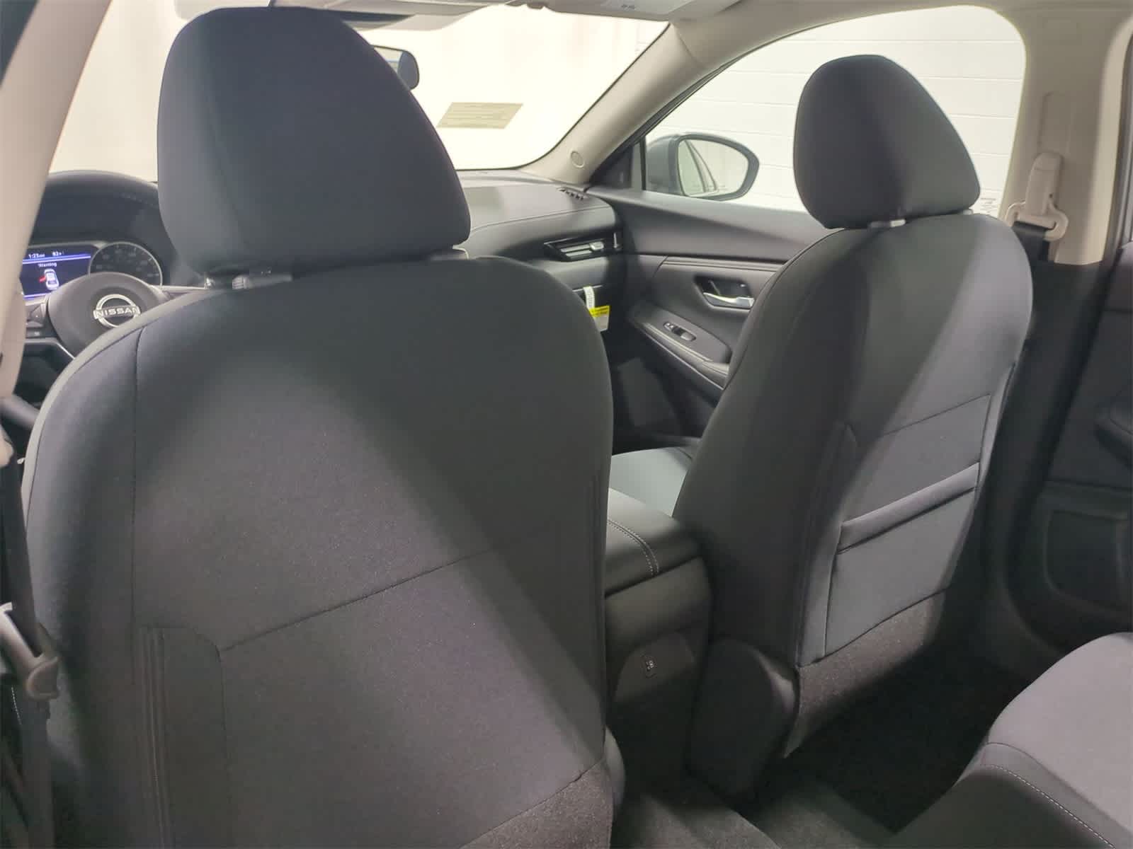 Thumbnail: 2025 Nissan Sentra - 18