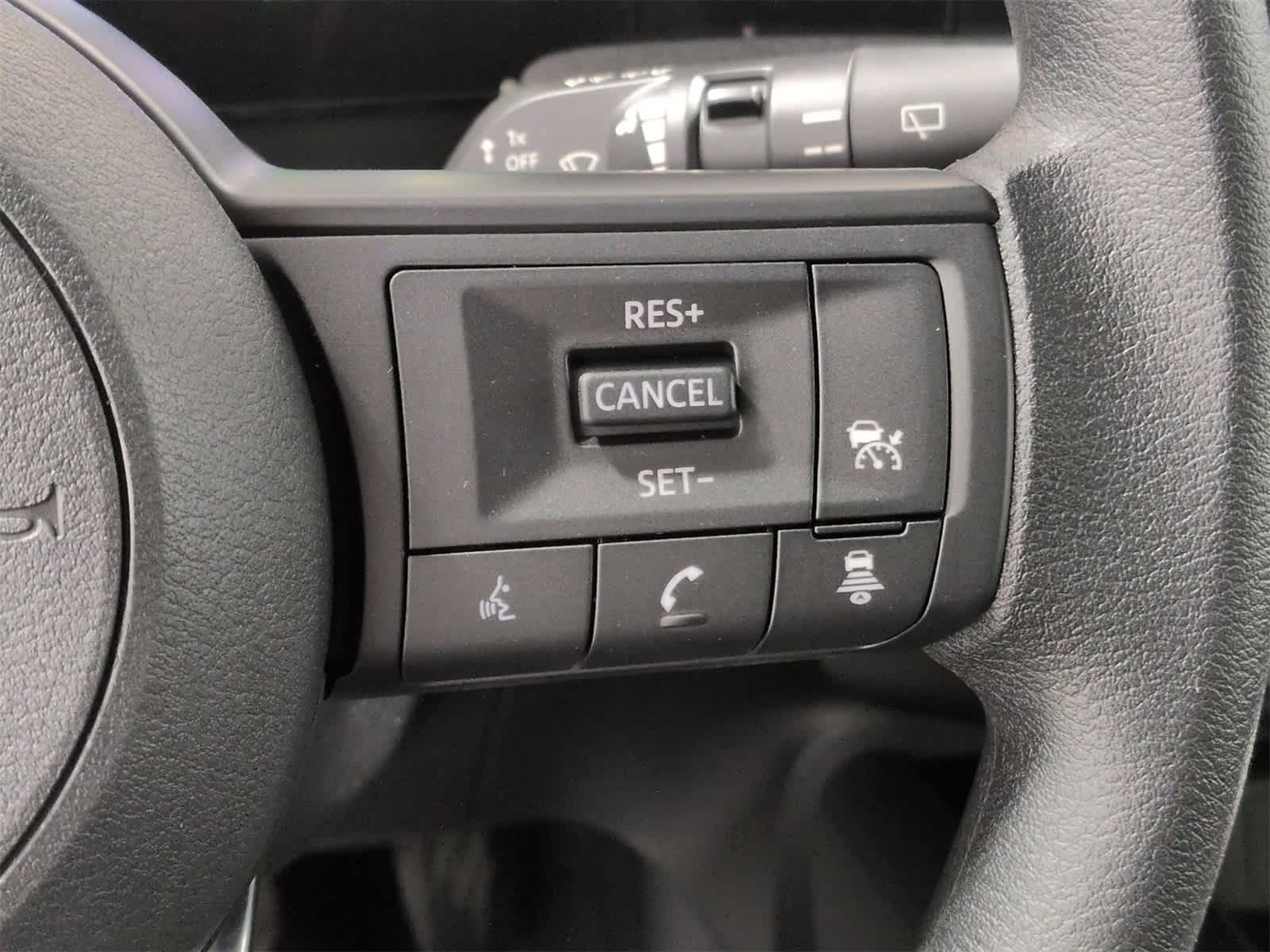 Thumbnail: 2026 Nissan Kicks - 27