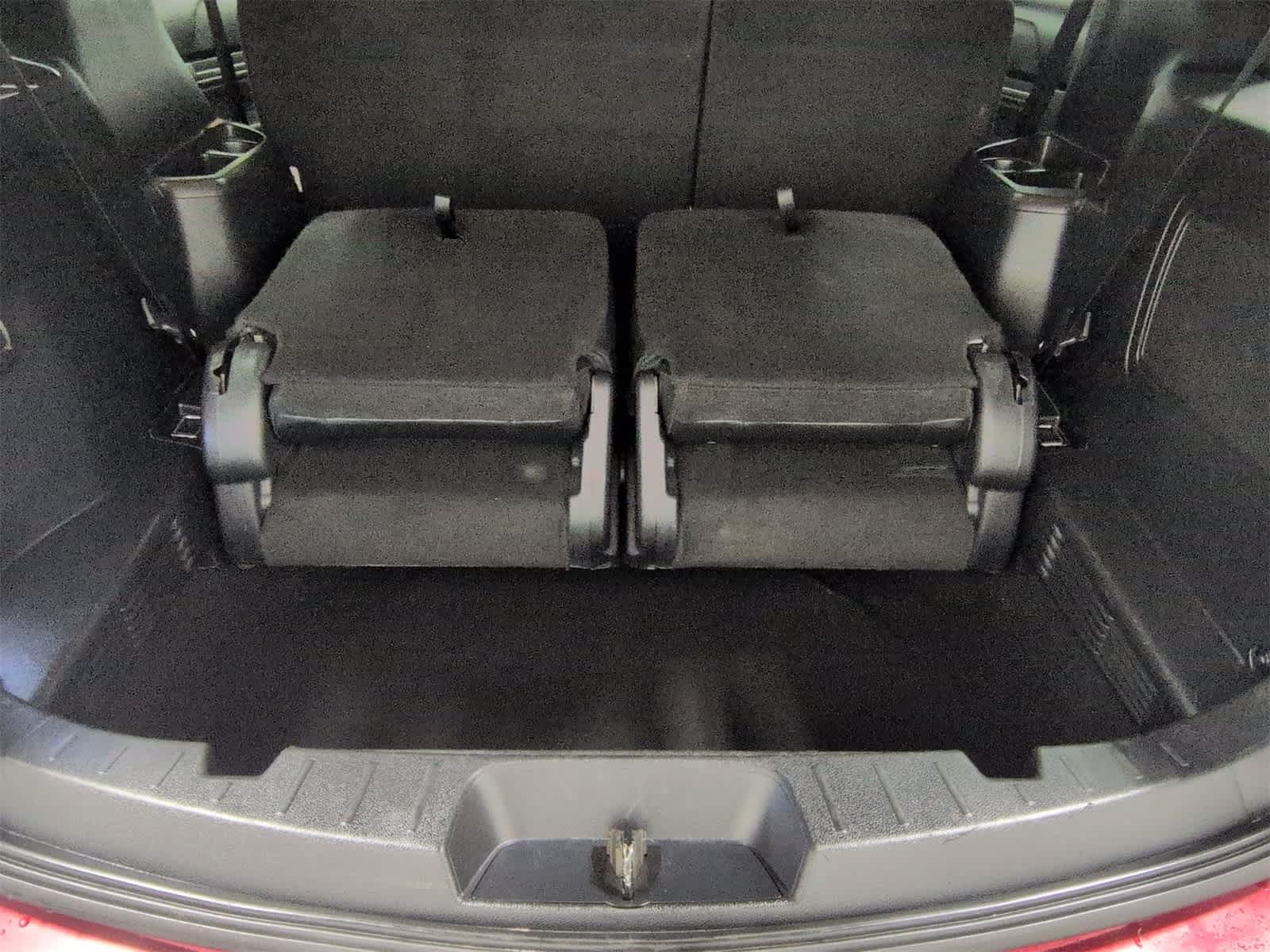 Thumbnail: 2016 Ford Explorer - 37