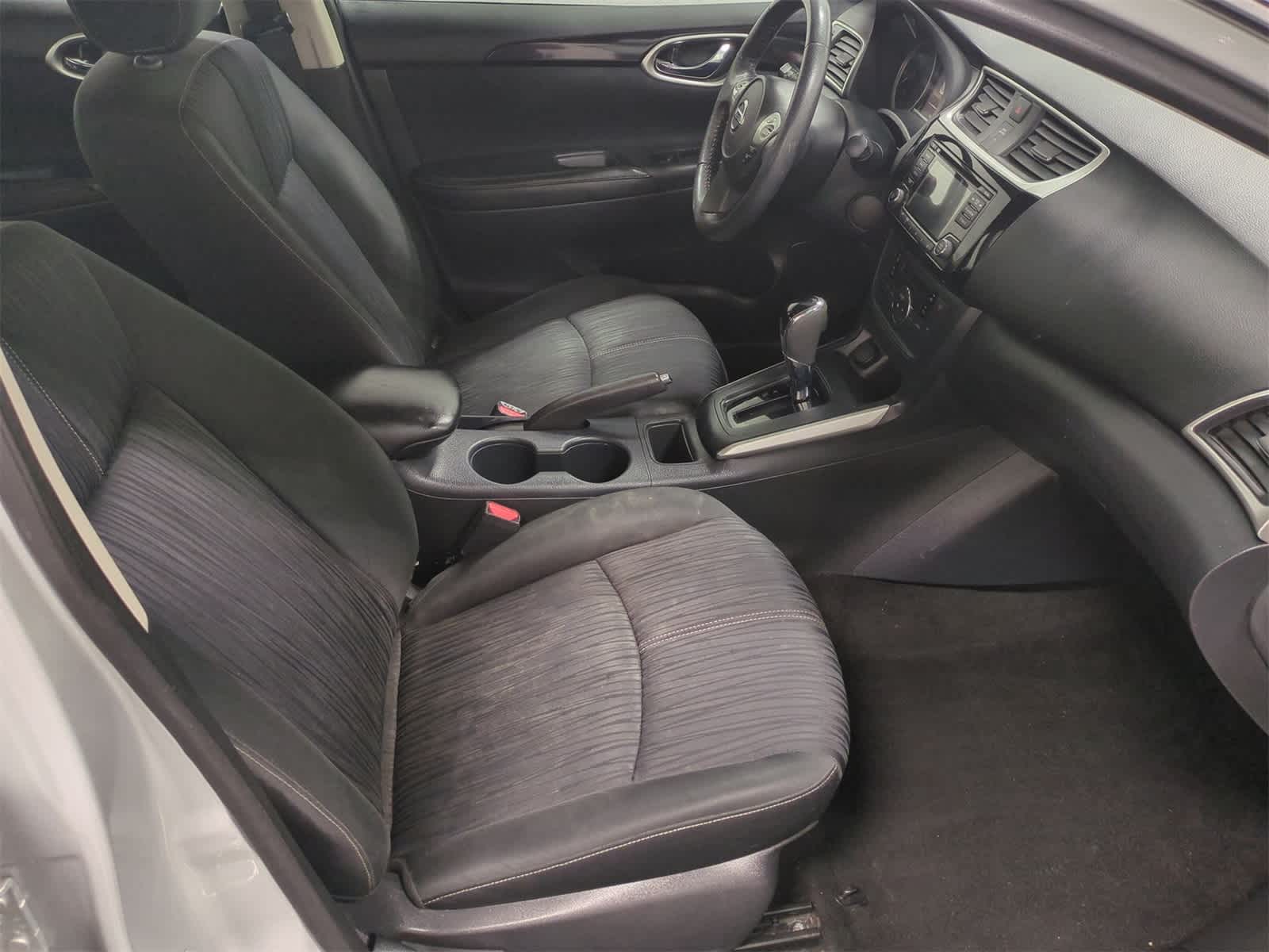 Thumbnail: 2018 Nissan Sentra - 21