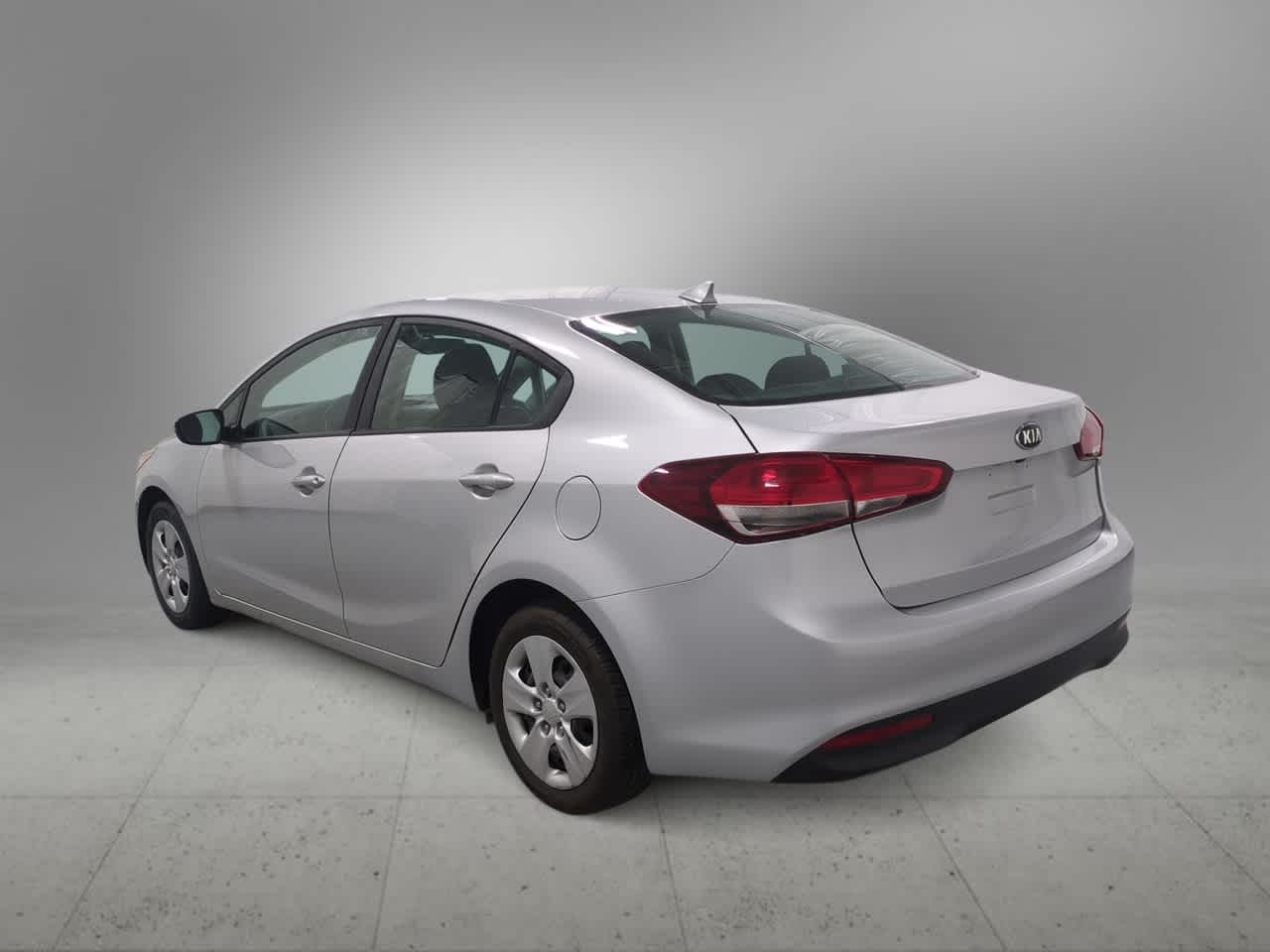 Thumbnail: 2018 Kia Forte - 6