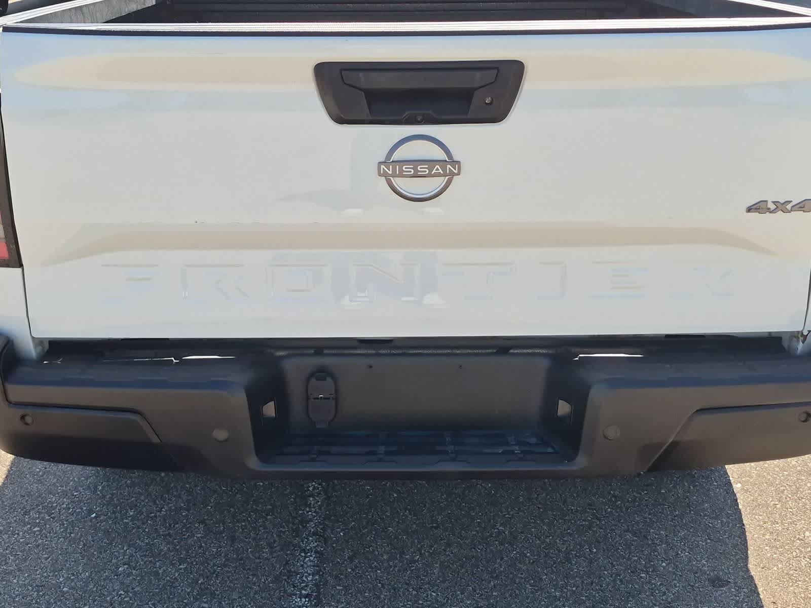 Thumbnail: 2023 Nissan Frontier - 12