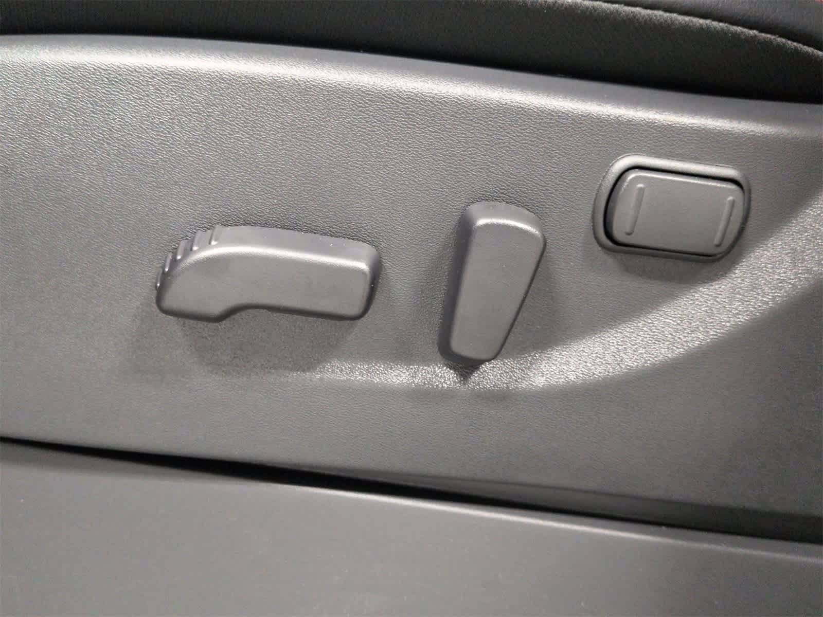 Thumbnail: 2026 Nissan Frontier - 18