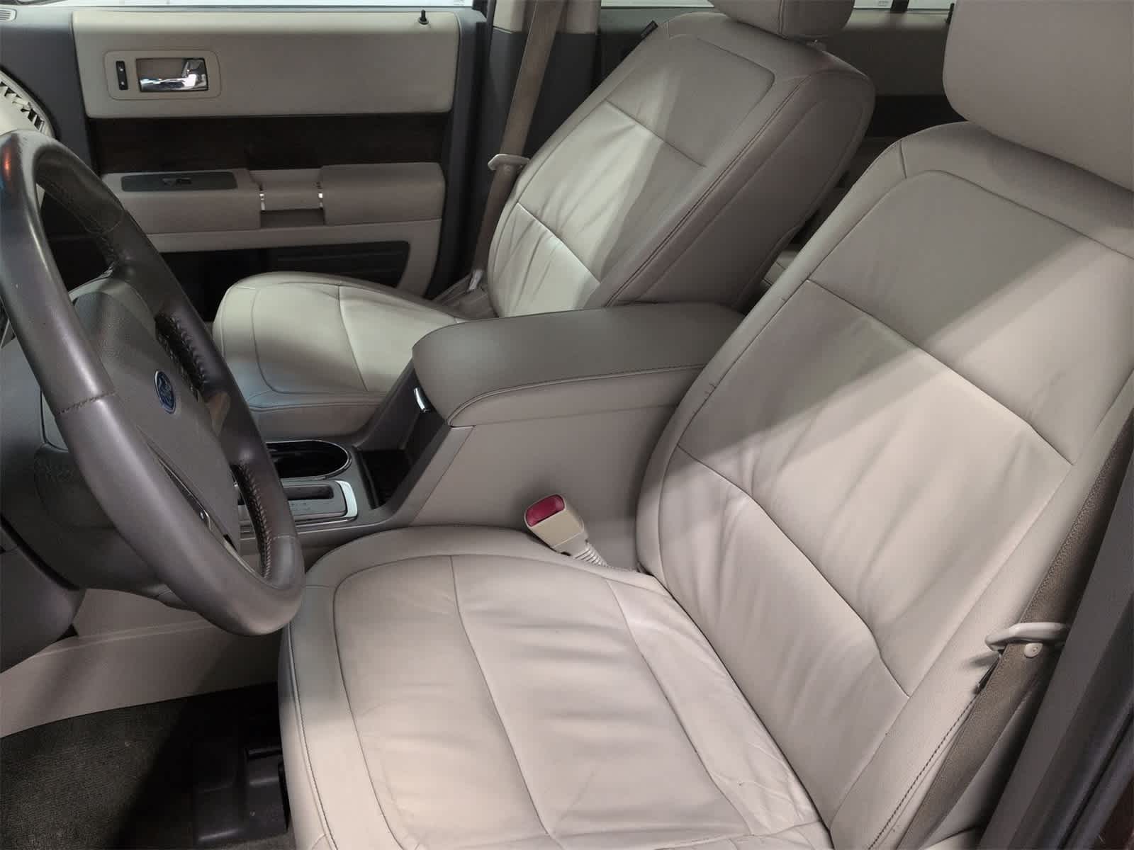 Thumbnail: 2012 Ford Flex - 17
