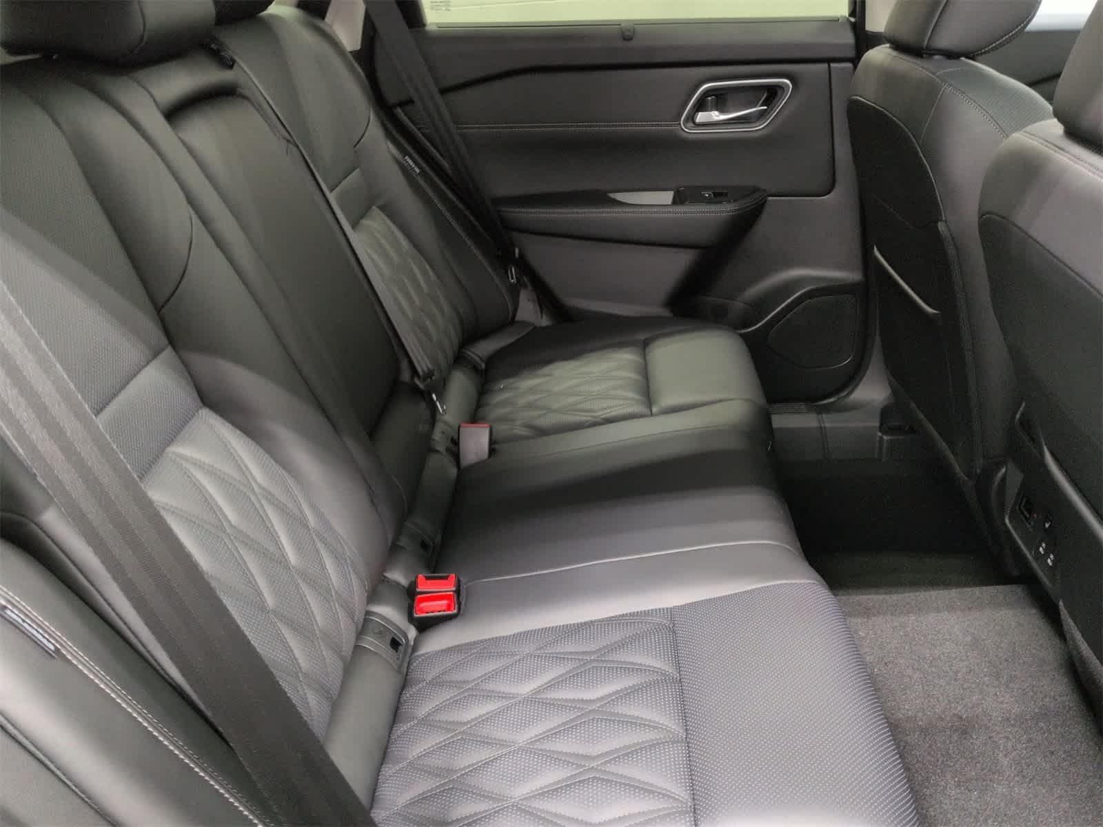 Thumbnail: 2026 Nissan Rogue - 22