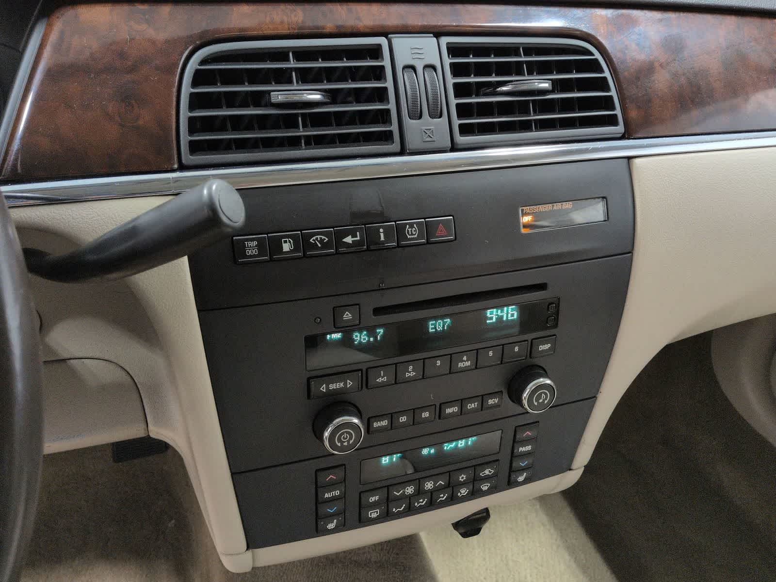 Thumbnail: 2008 Buick LaCrosse - 28